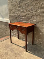 GOODWOOD Georgian Mahogany Lowboy (circa. 1770)