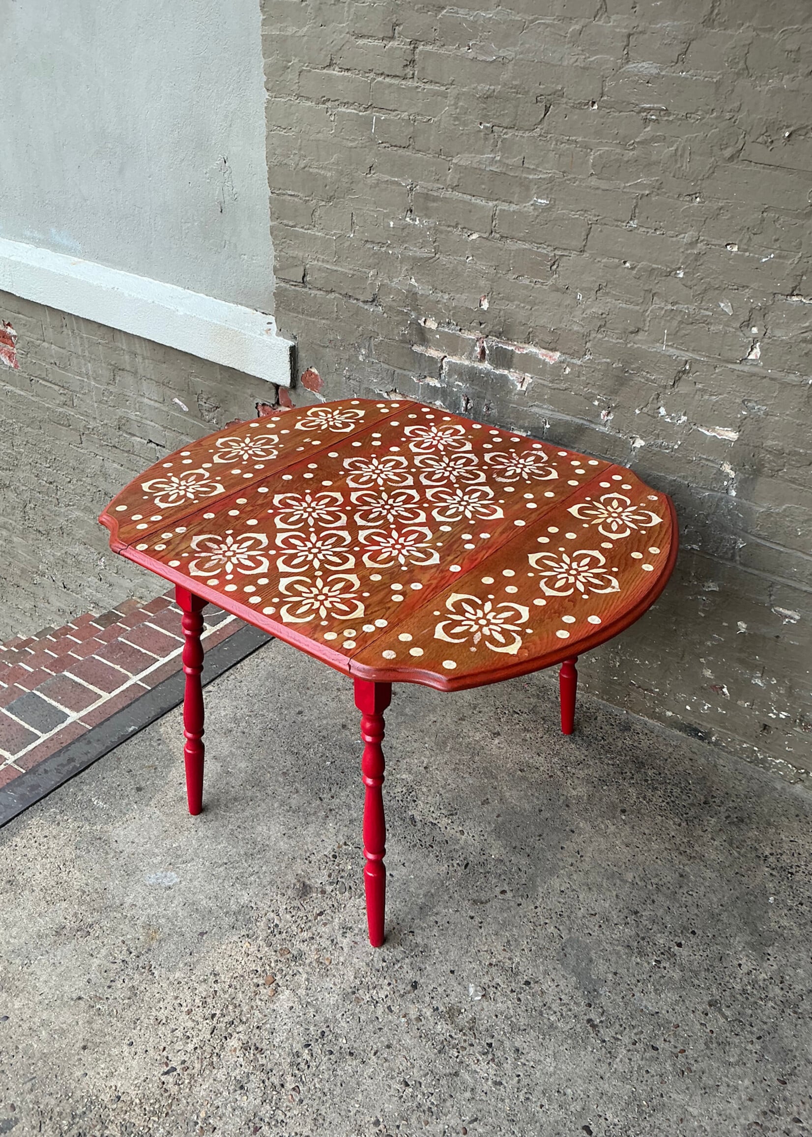 GOODWOOD Vintage Decorated Drop Leaf Table