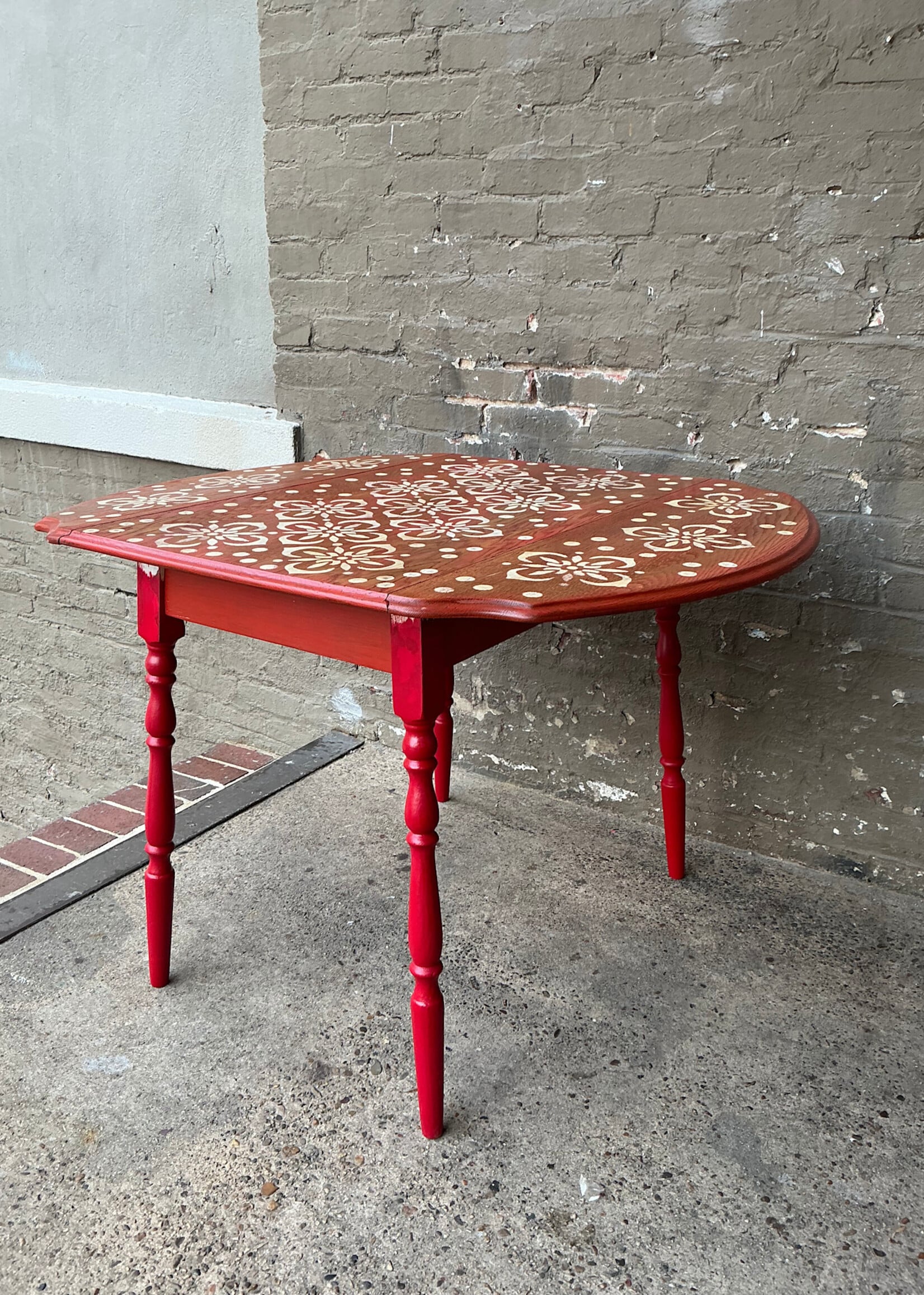 GOODWOOD Vintage Decorated Drop Leaf Table