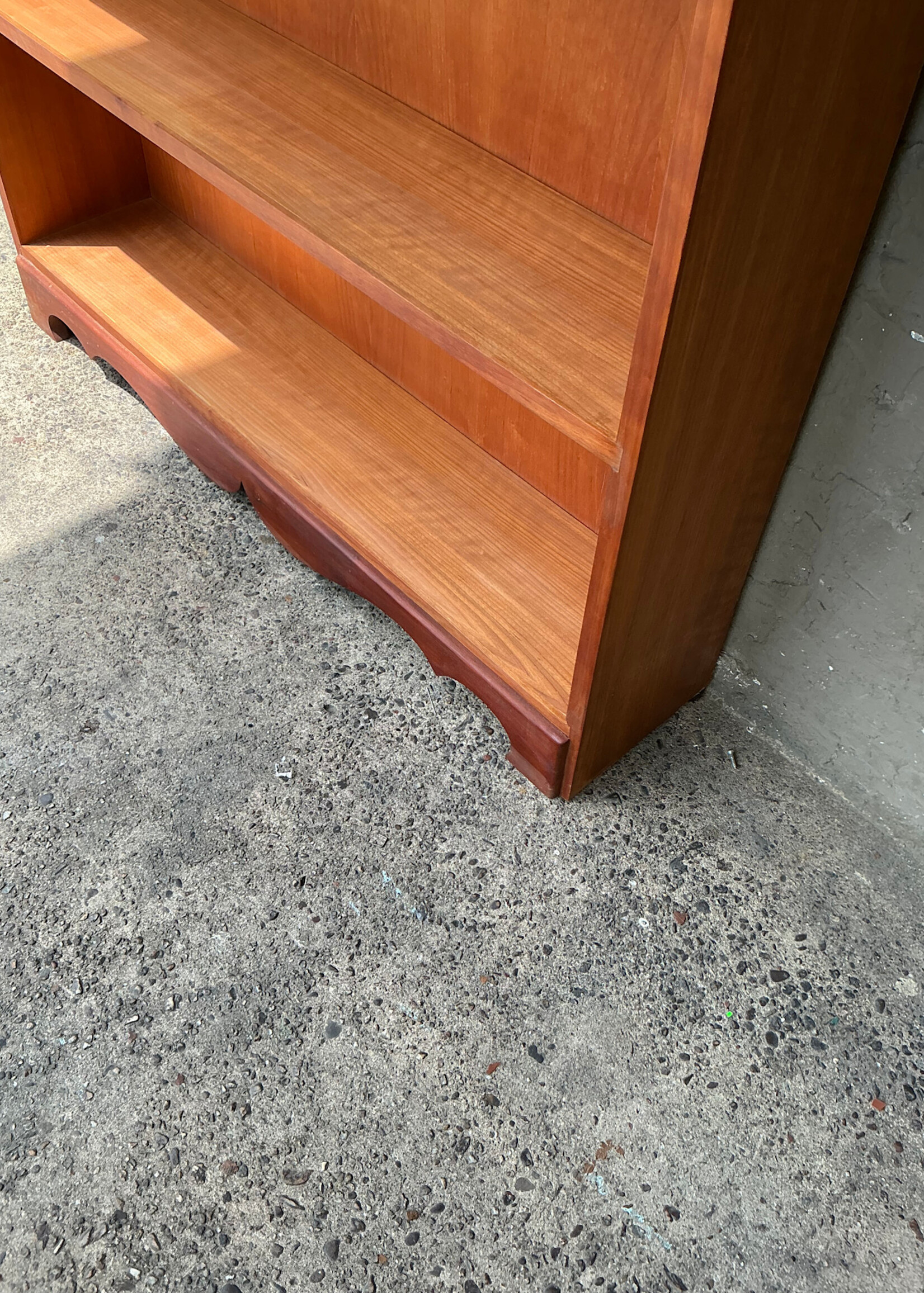 GOODWOOD Vintage Cherry Bookshelf