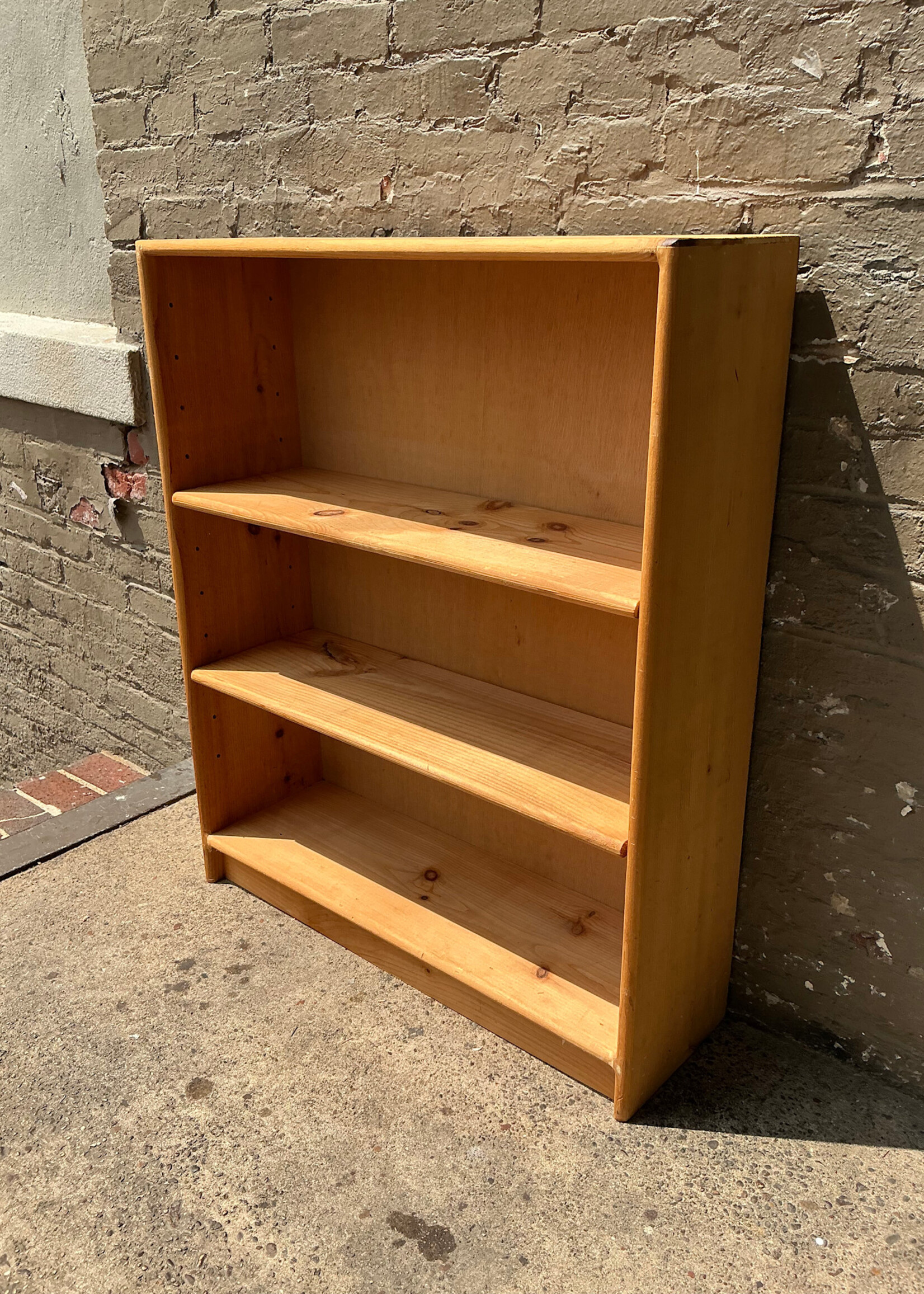 GOODWOOD Vintage Pine Bookshelf