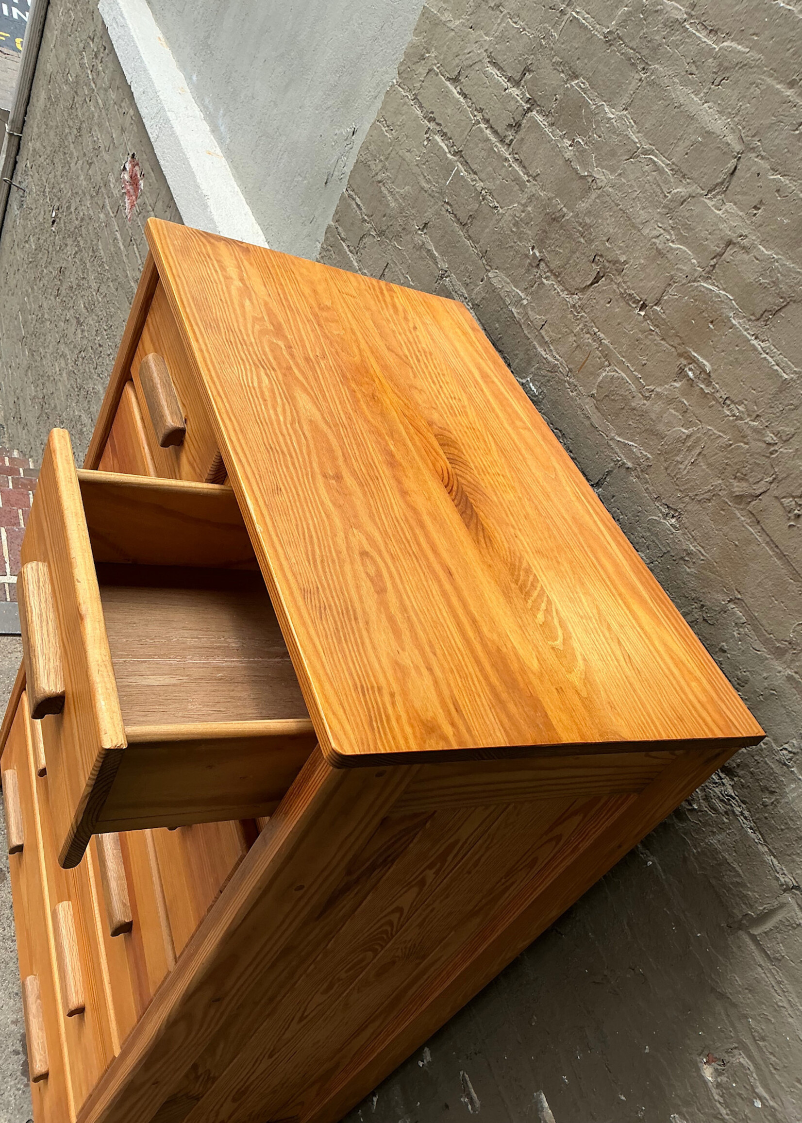 GOODWOOD Vintage Crate Style Pine Chest
