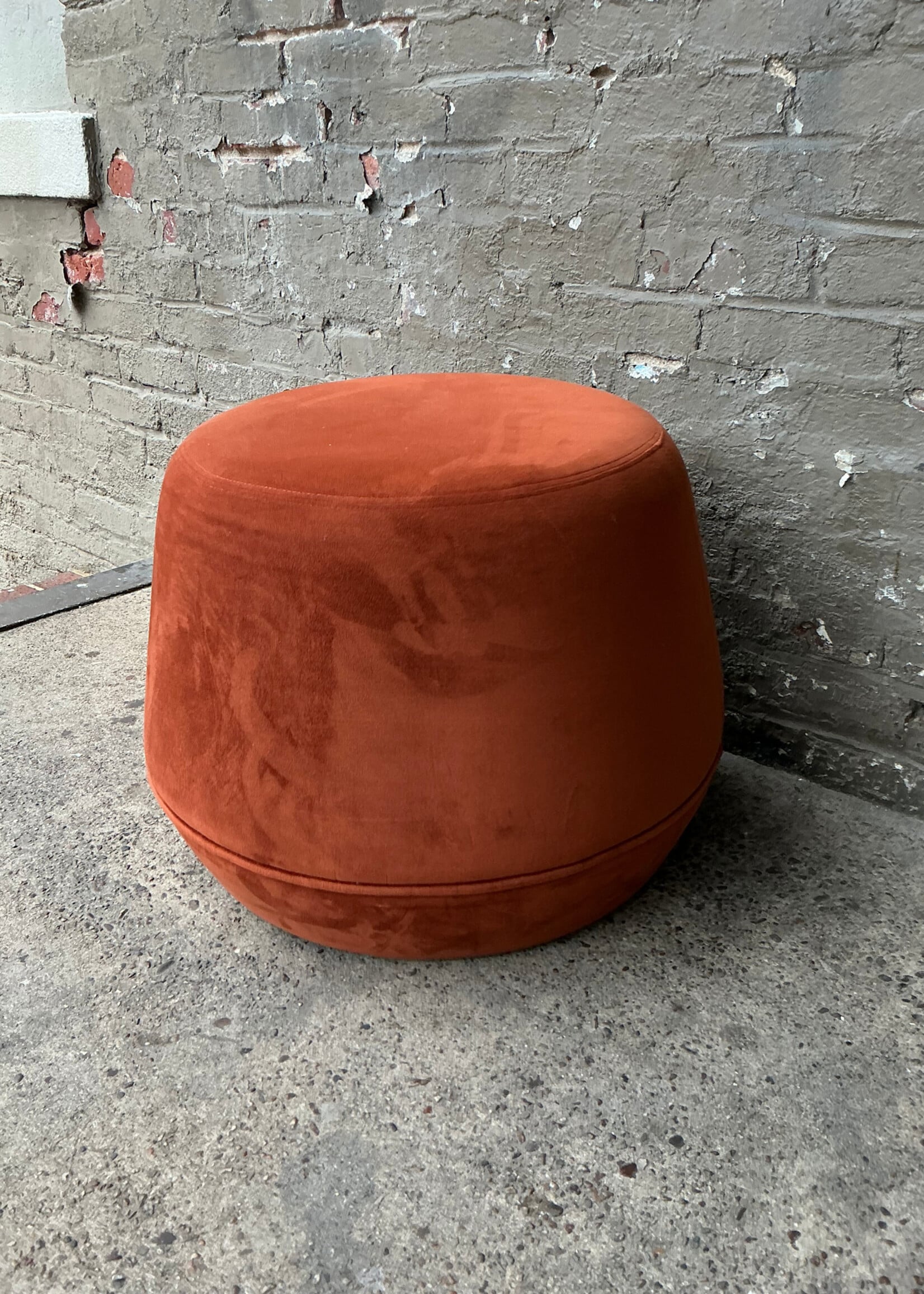 GOODWOOD Modern Ottoman