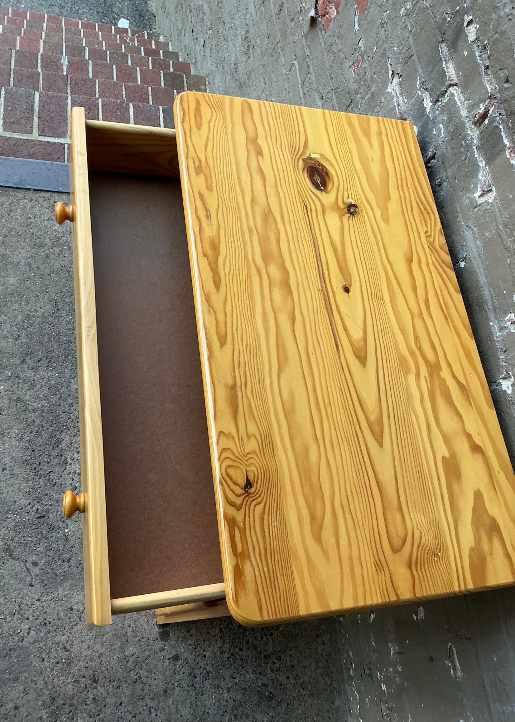 GOODWOOD Vintage Pine Dresser