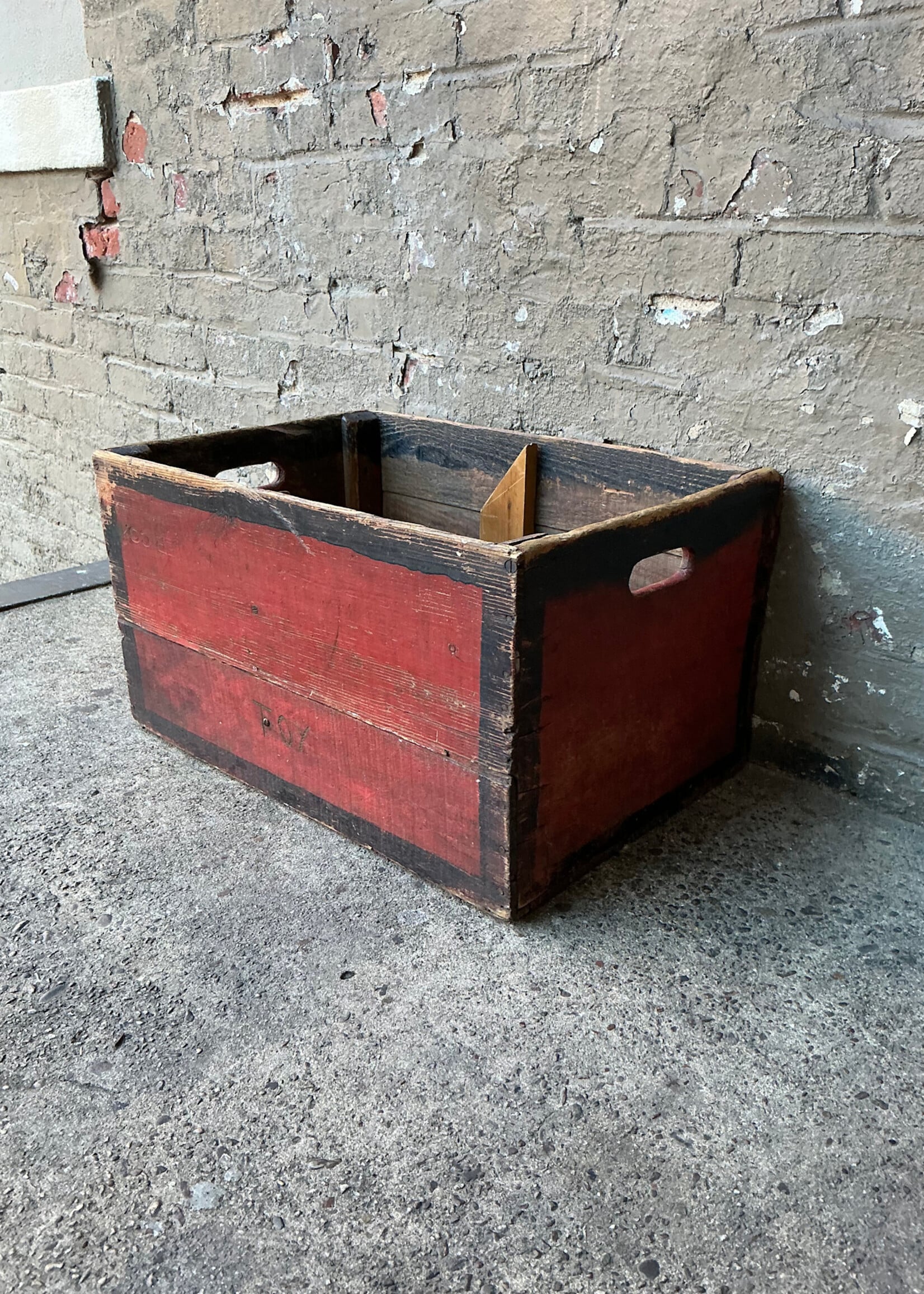 GOODWOOD Primitive Painted Box