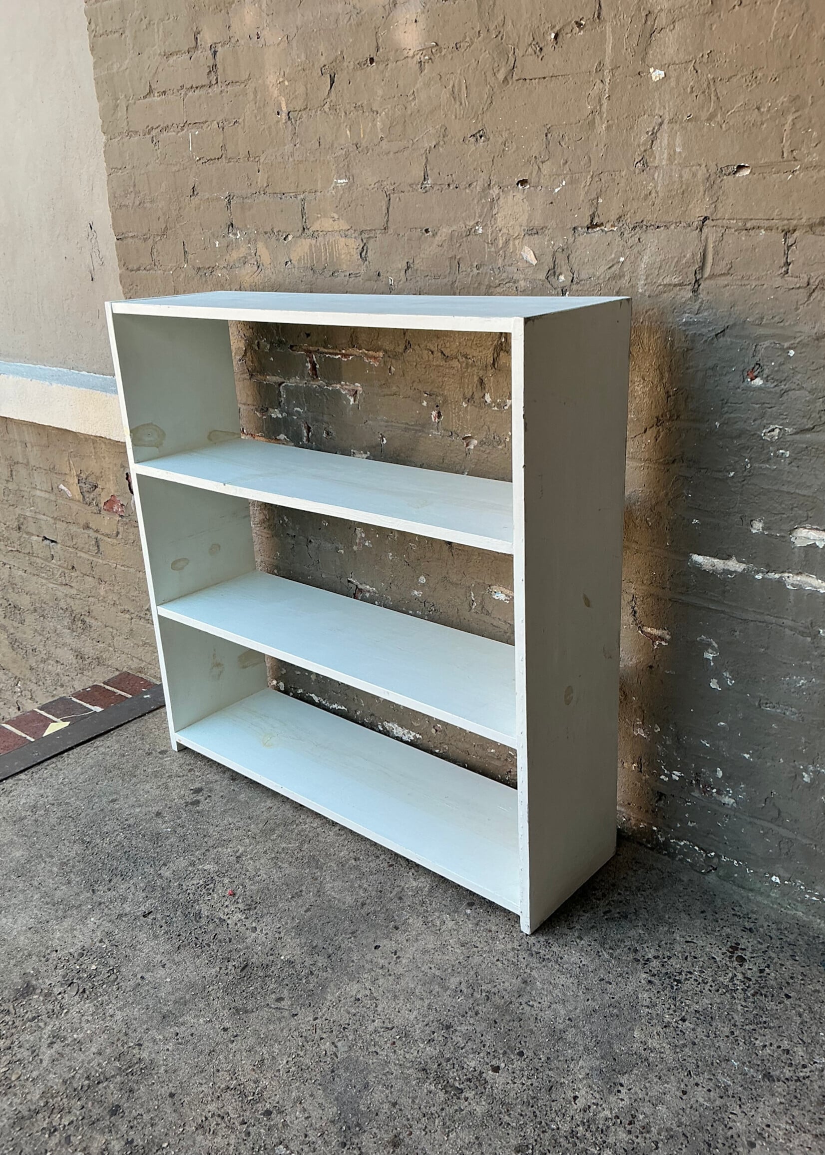 GOODWOOD Open White Bookshelf