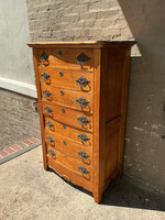 GOODWOOD Antique Oak Chest of Drawers