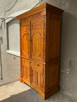 GOODWOOD Vintage Pine Cupboard