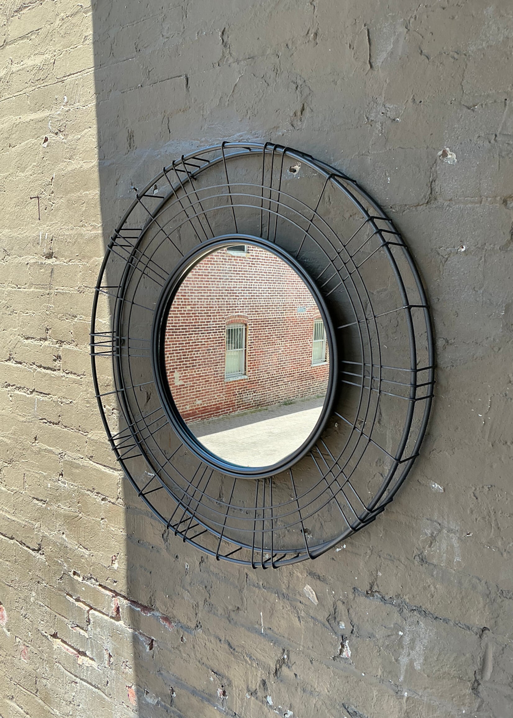 GOODWOOD Deep Round Metal Mirror