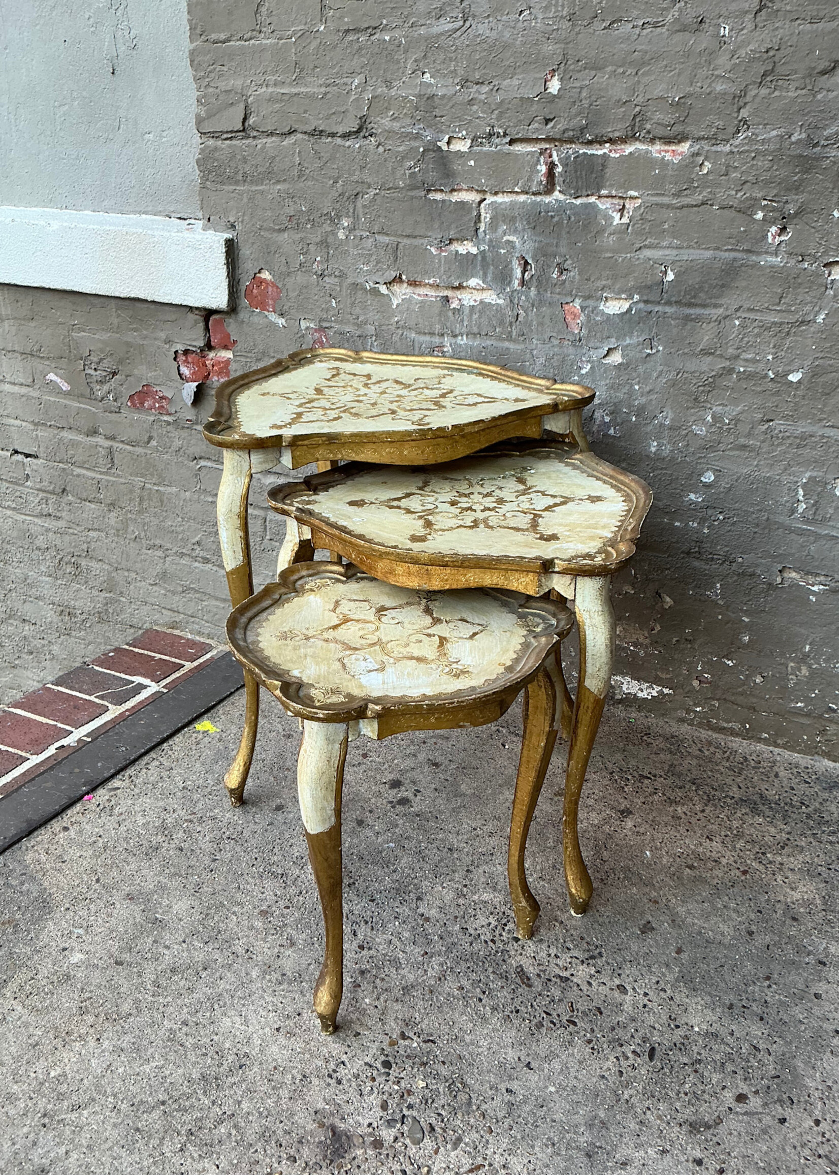 GOODWOOD Set of Three Italian Nesting Tables