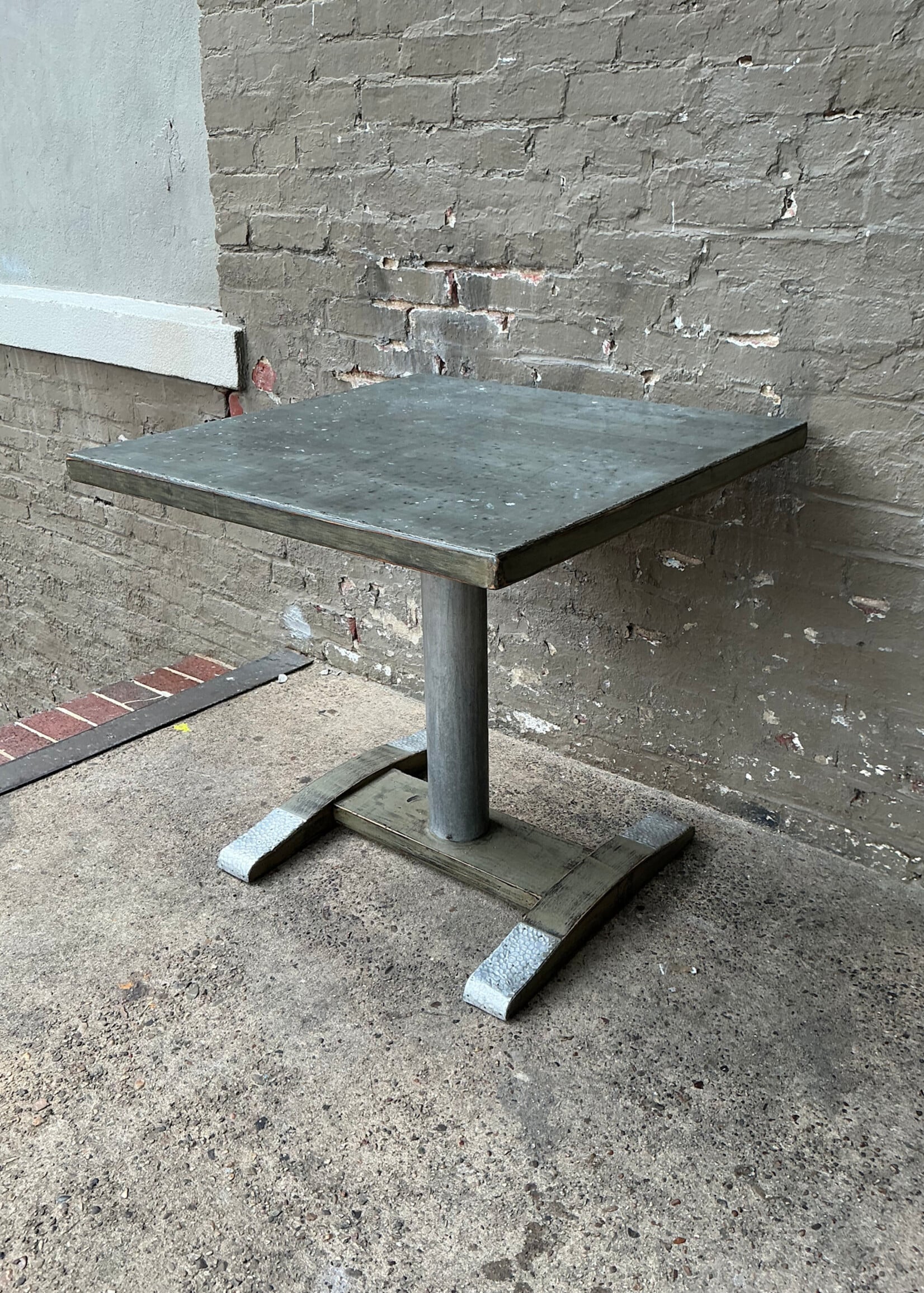 GOODWOOD Zinc Top Bistro Table