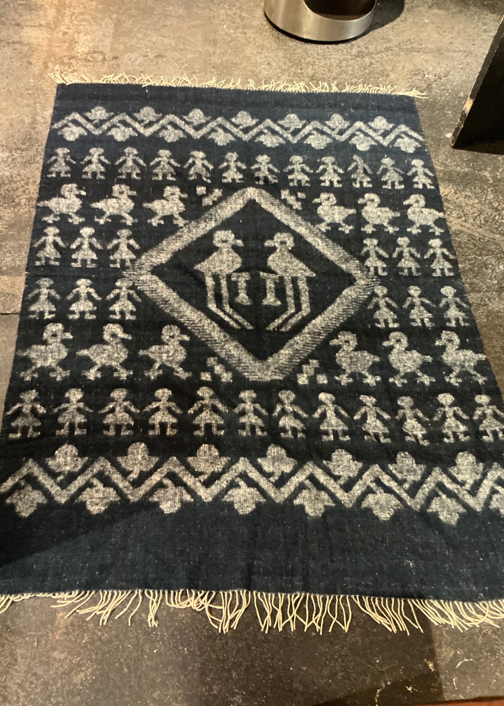 GOODWOOD Guatemalan Wool Blanket, 63" x 86"