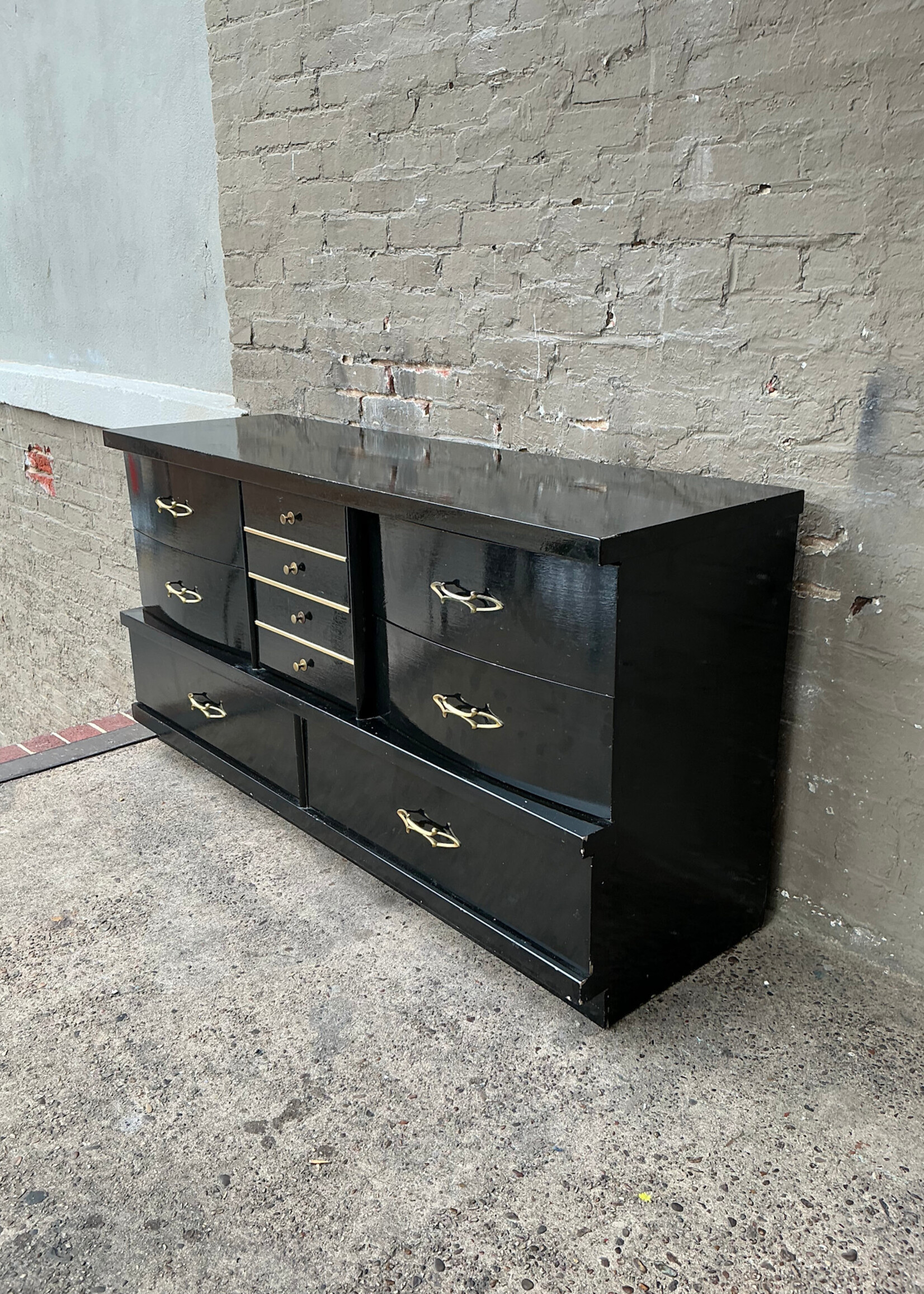 GOODWOOD MCM Black Dresser