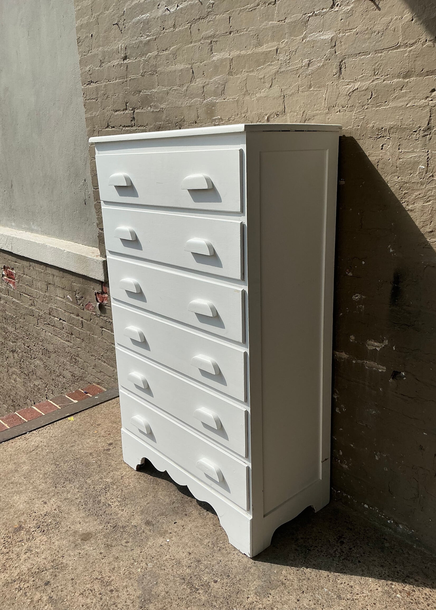 GOODWOOD Vintage Painted Chest of Drawers