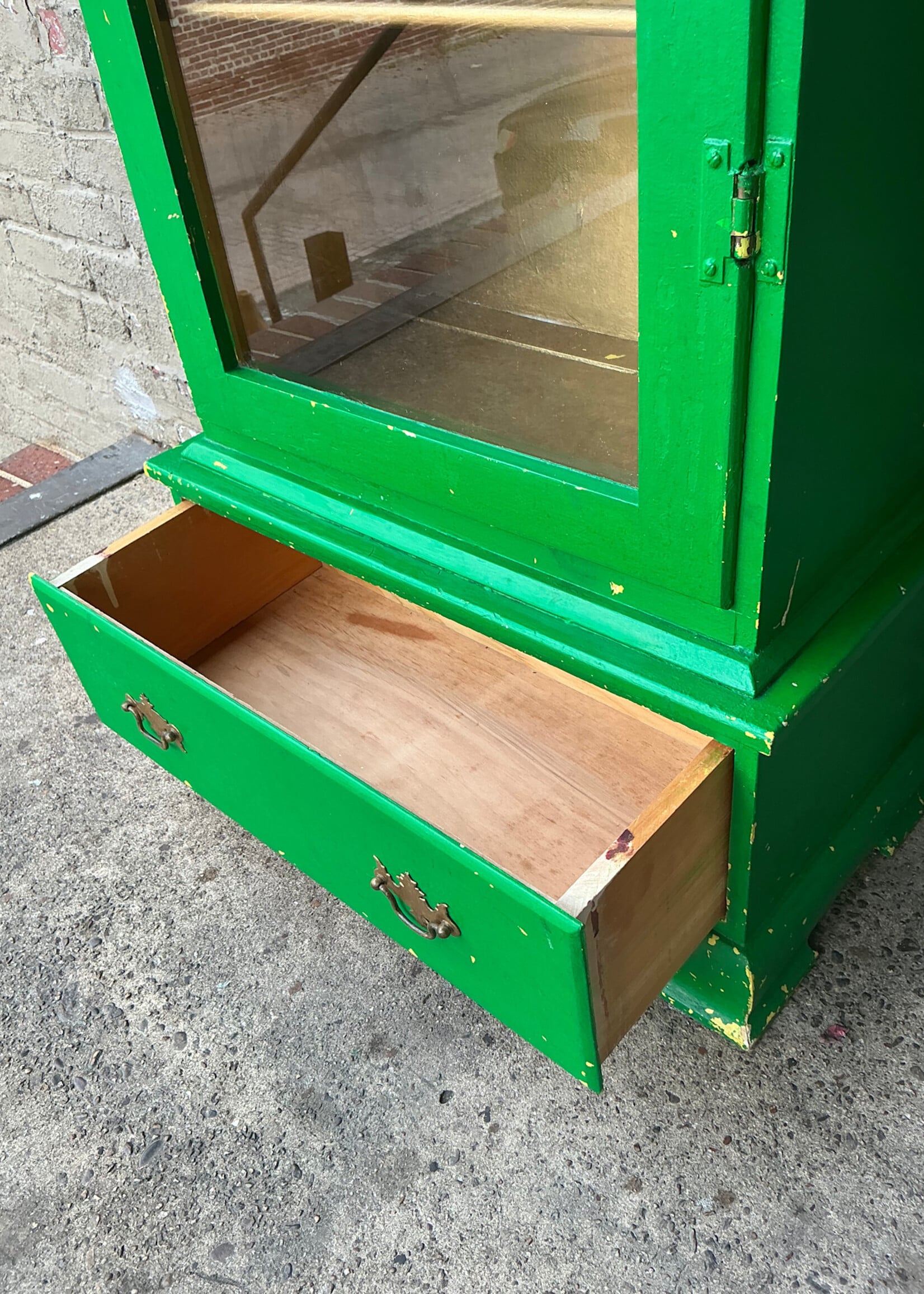 GOODWOOD Vintage Painted Display Cabinet