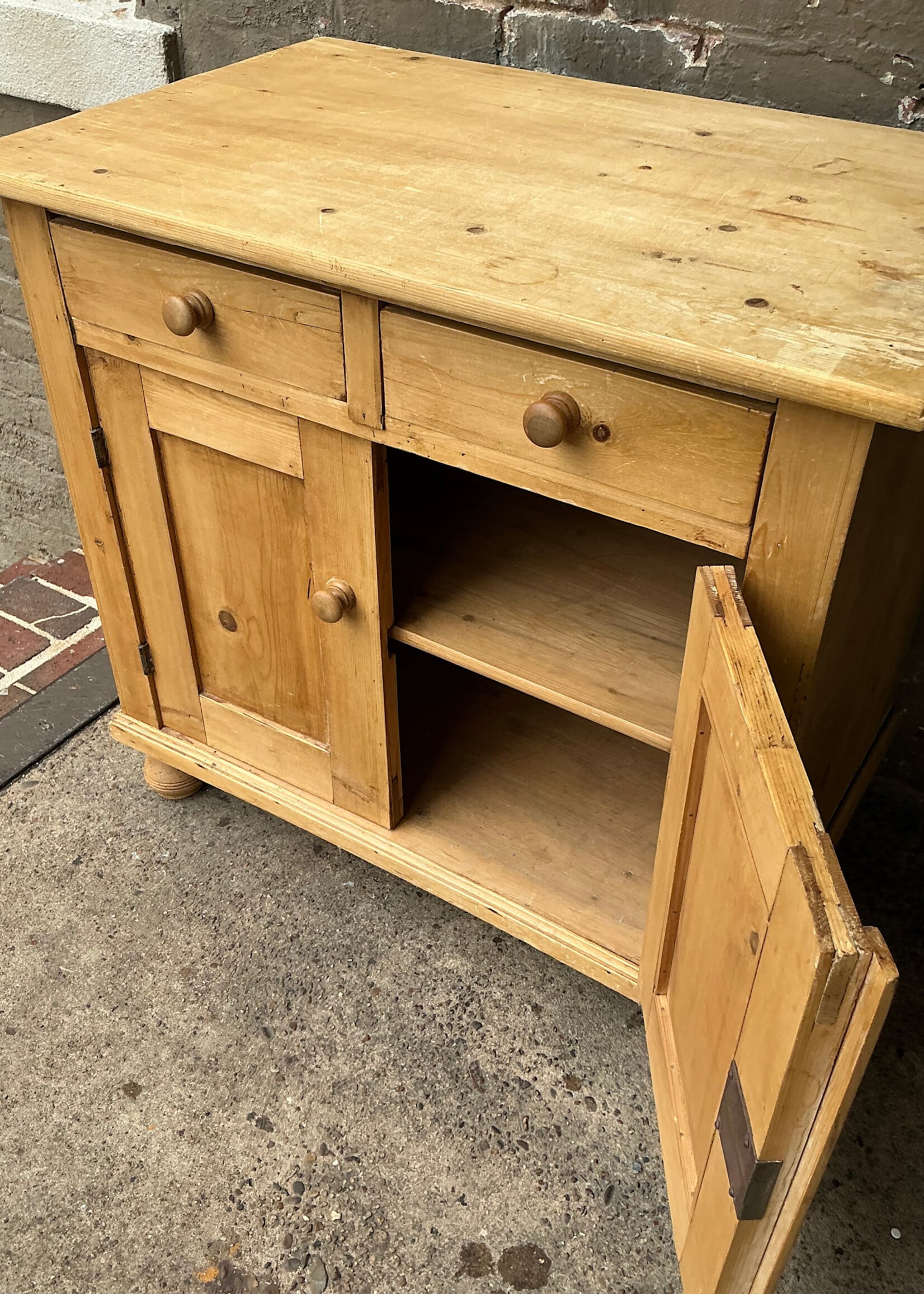 GOODWOOD Antique Scrubbed Pine Cabinet