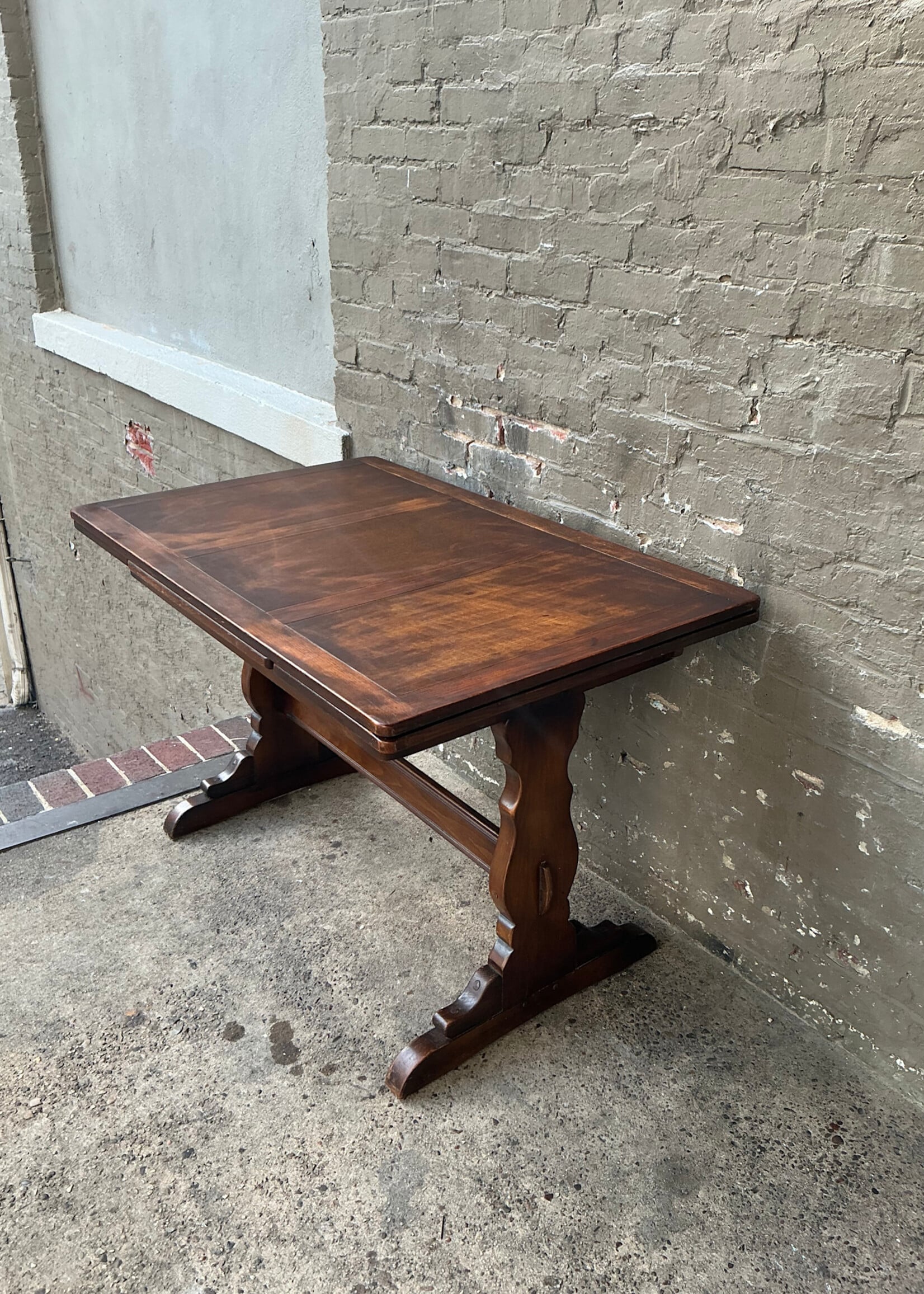 GOODWOOD Vintage Oak Draw Leaf Table