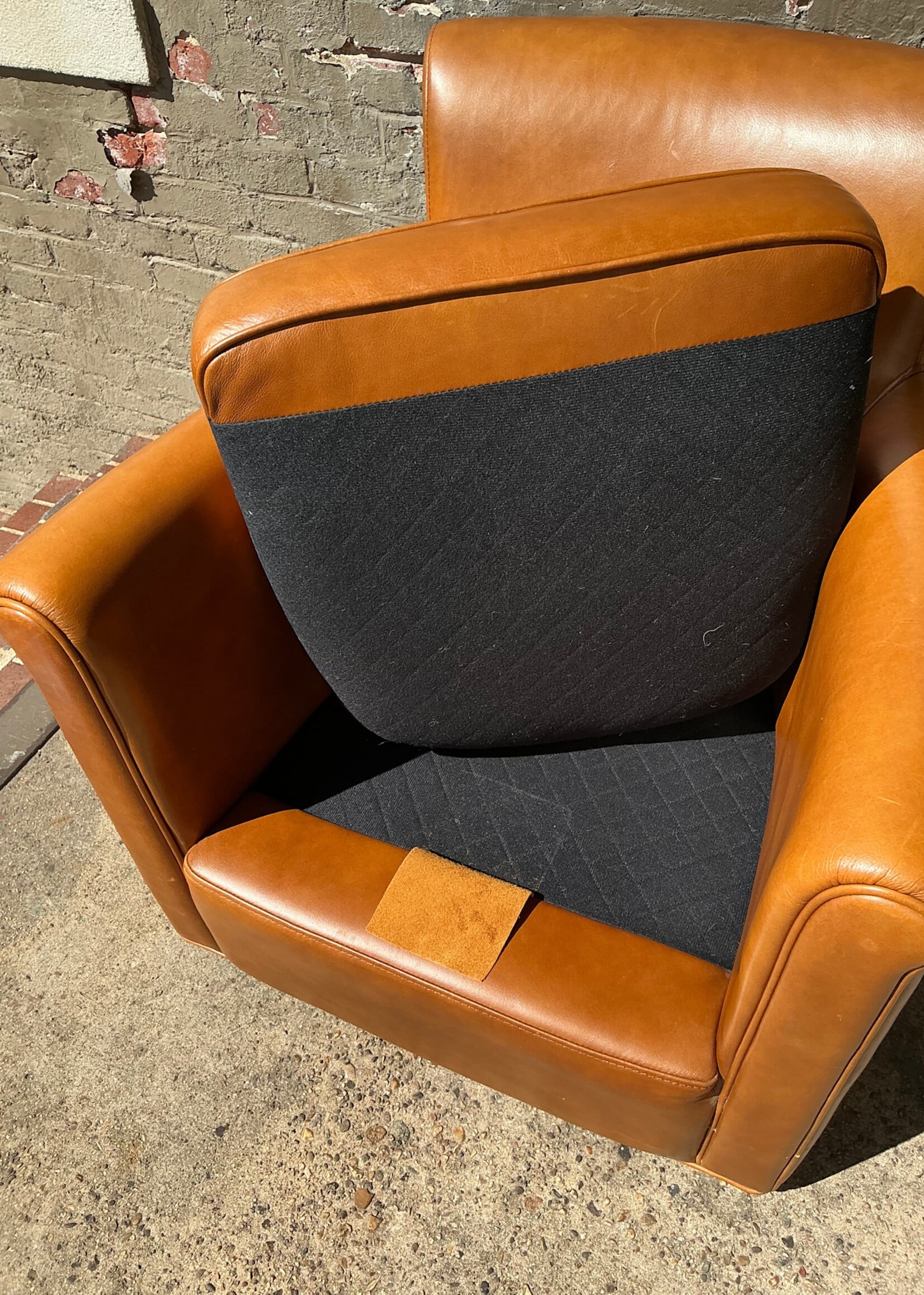 GOODWOOD Art Deco Style Leather Swivel Chair
