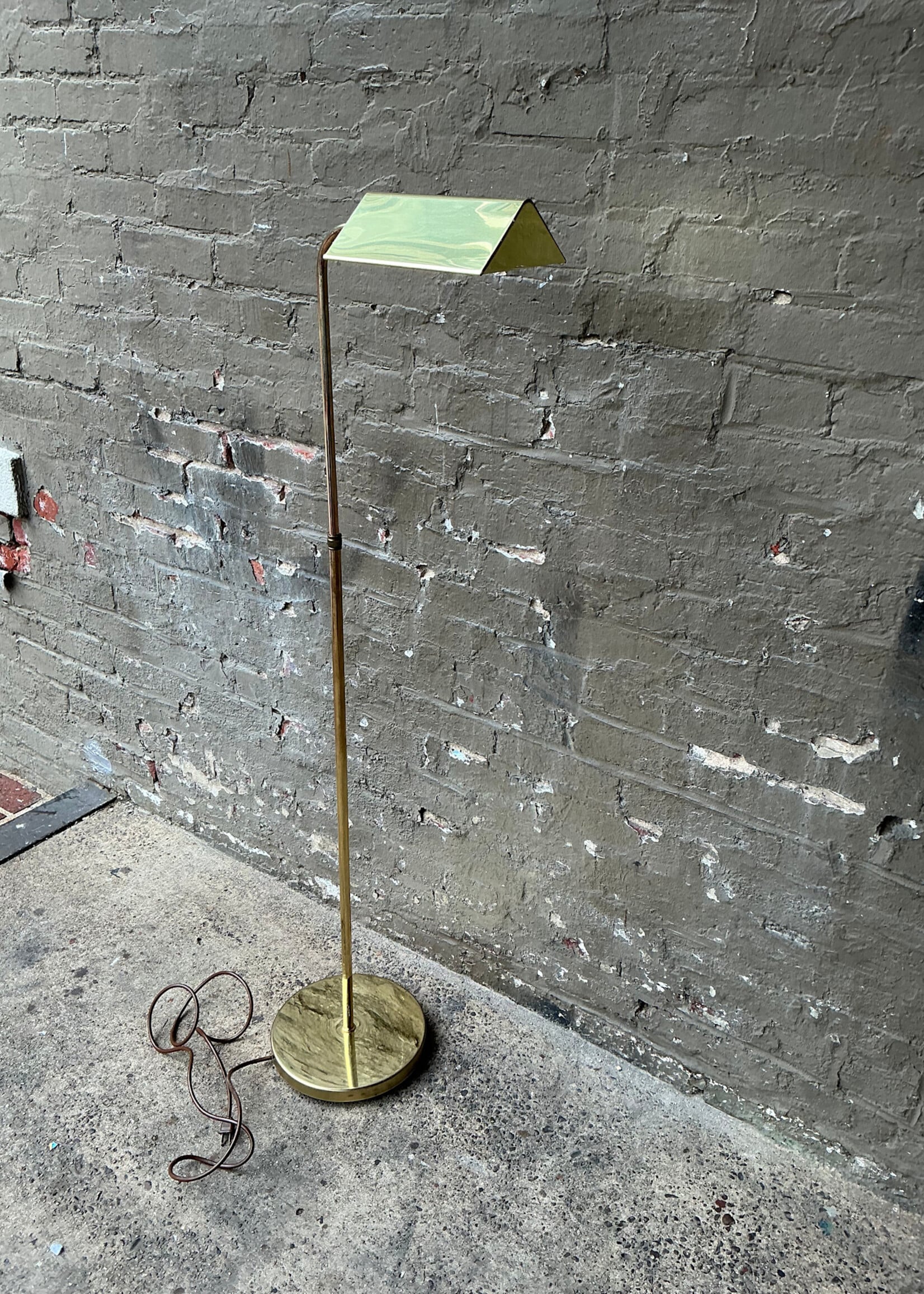 GOODWOOD Brass Pharmacy Lamp, Non-Adjustable