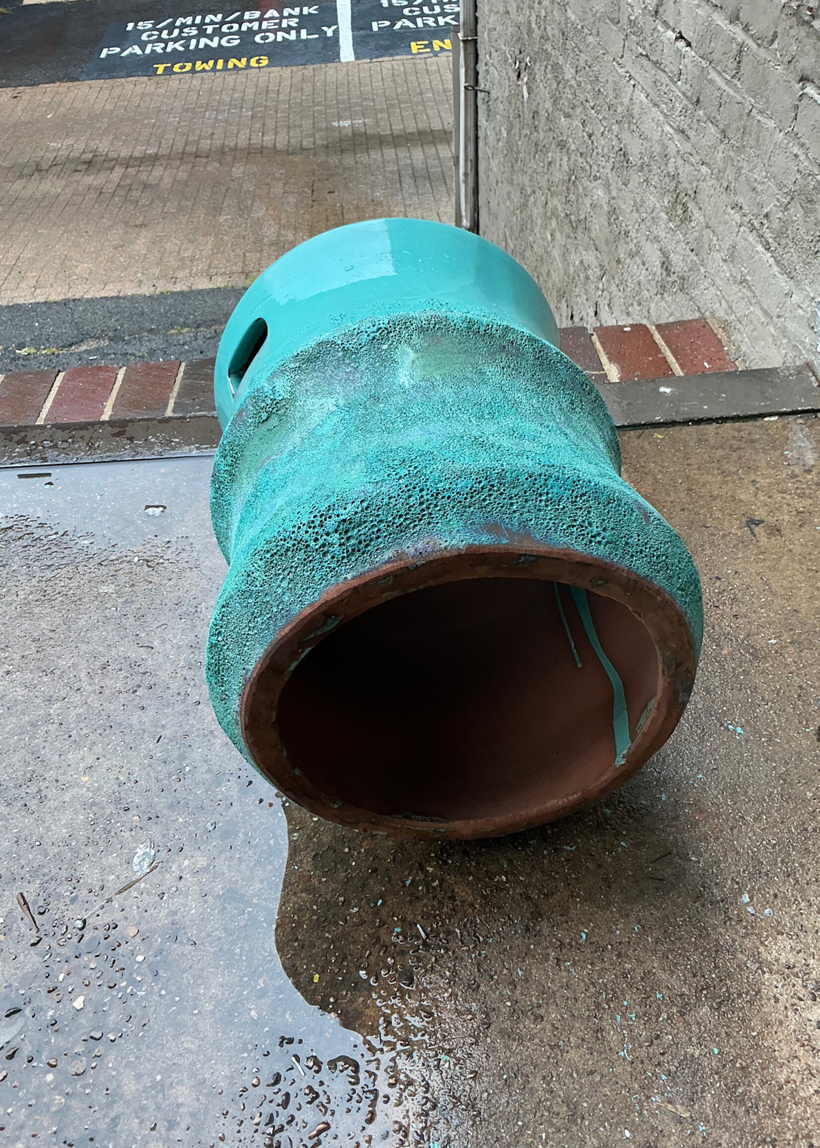 GOODWOOD Volcanic Glaze Clay Garden Seat