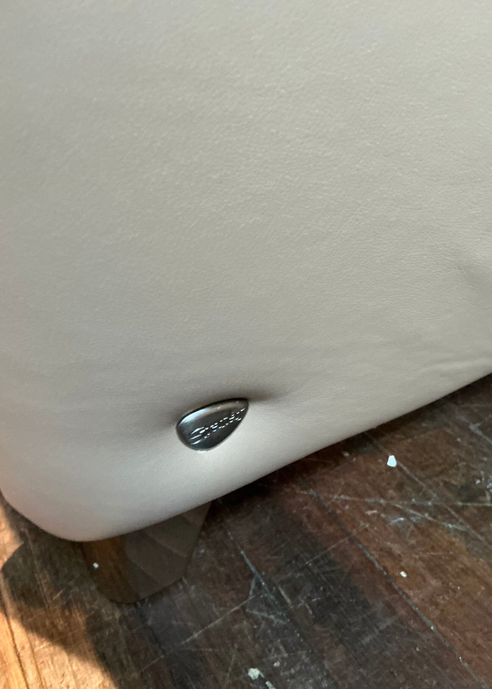 GOODWOOD Floral Wood Stressless Leather Sofa