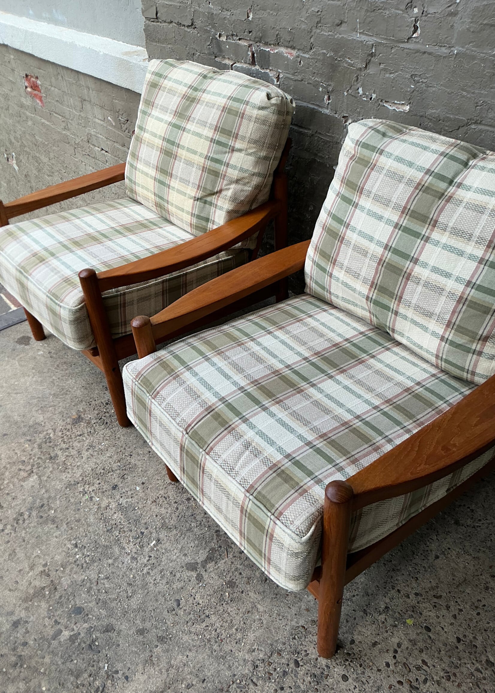 GOODWOOD Pair of Teak Danish Modern Armchairs