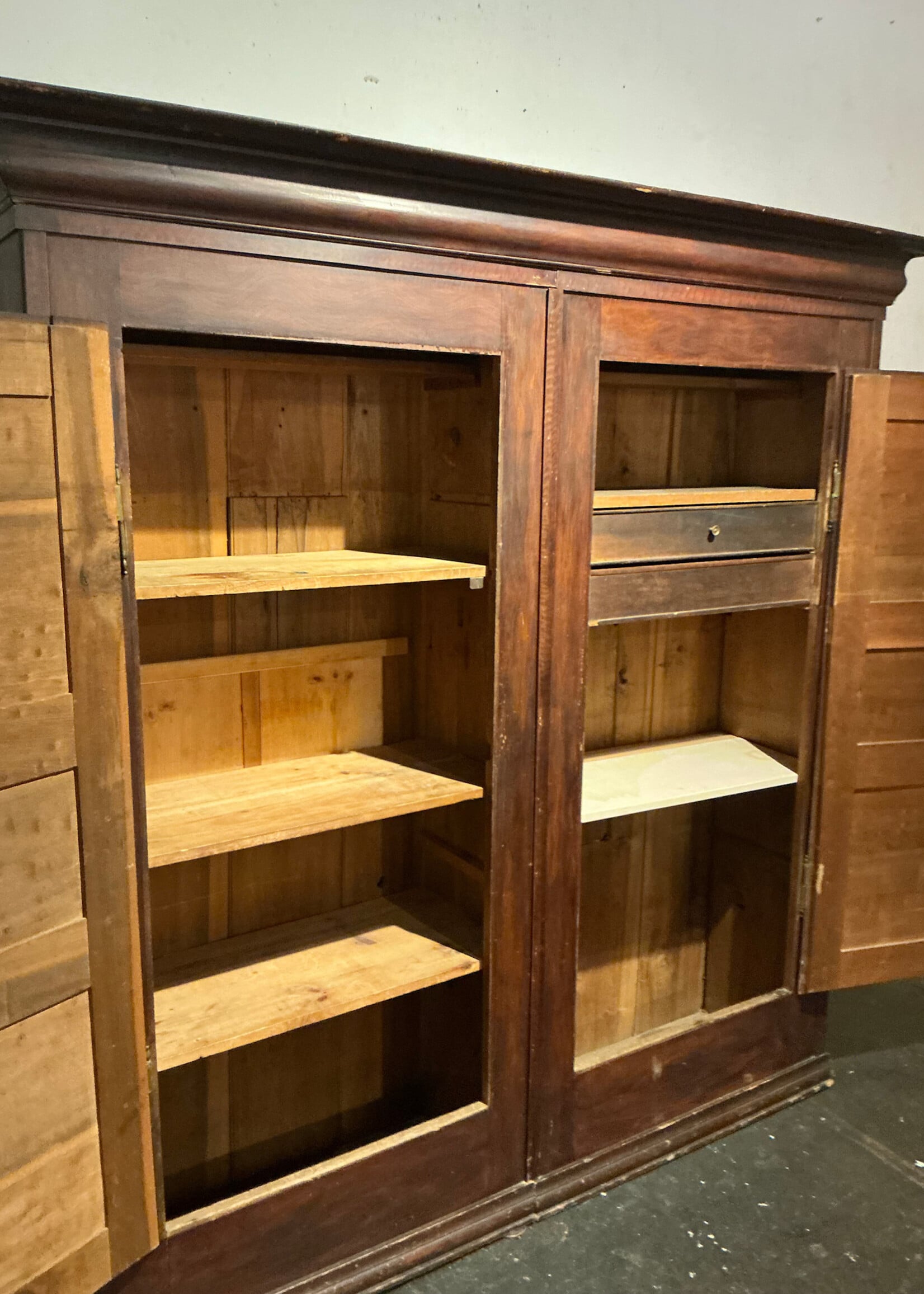 GOODWOOD 19th Century Grain Painted Linen Press