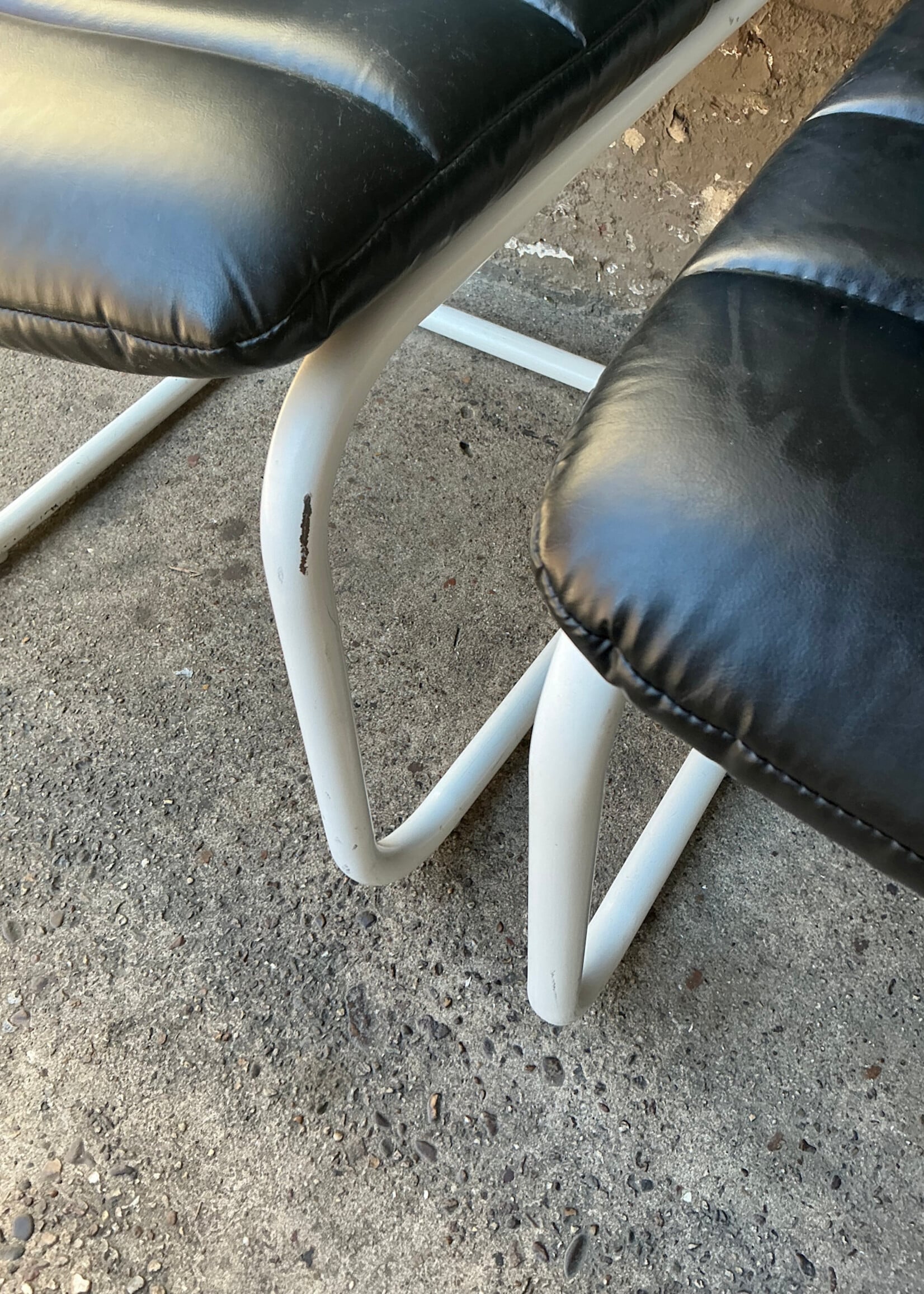 GOODWOOD Pair of 80s Mod Chairs