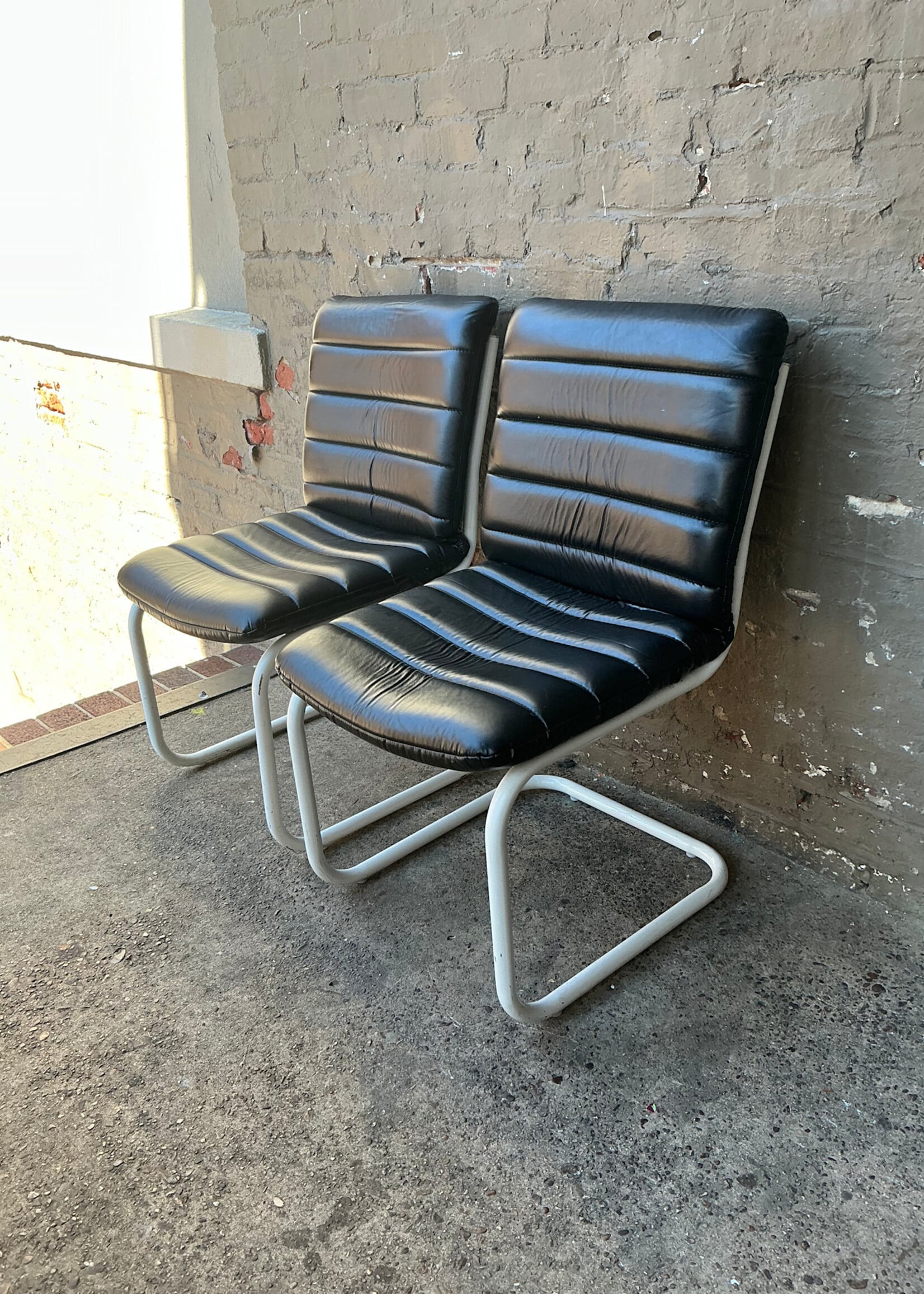 GOODWOOD Pair of 80s Mod Chairs