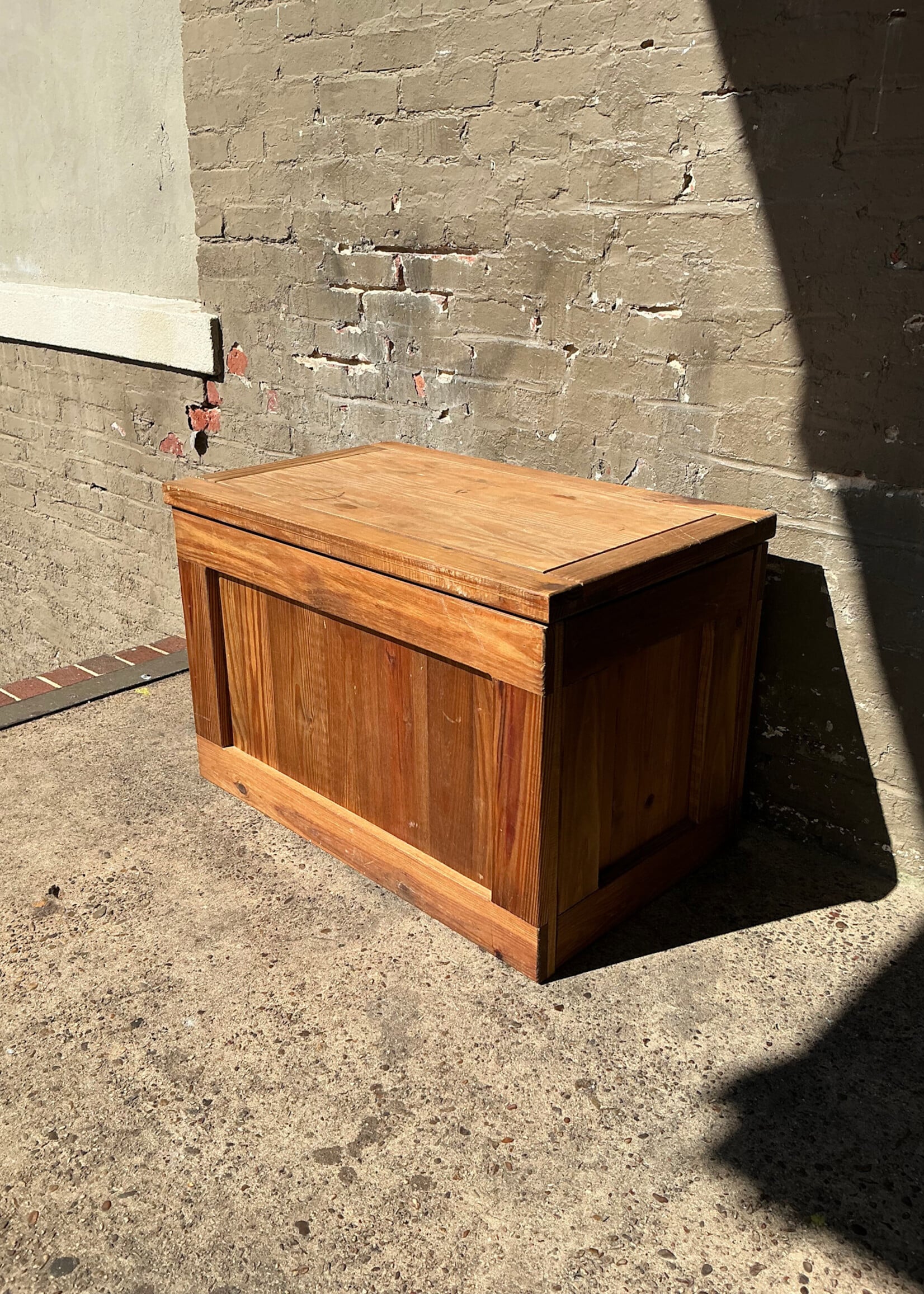 GOODWOOD Crate Style Wood Storage Trunk