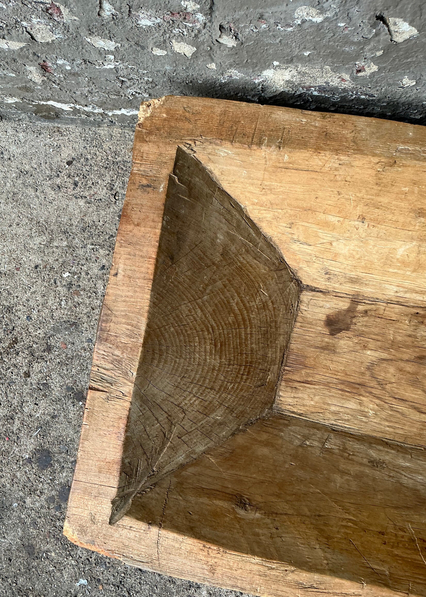 GOODWOOD Primitive Dough Bowl