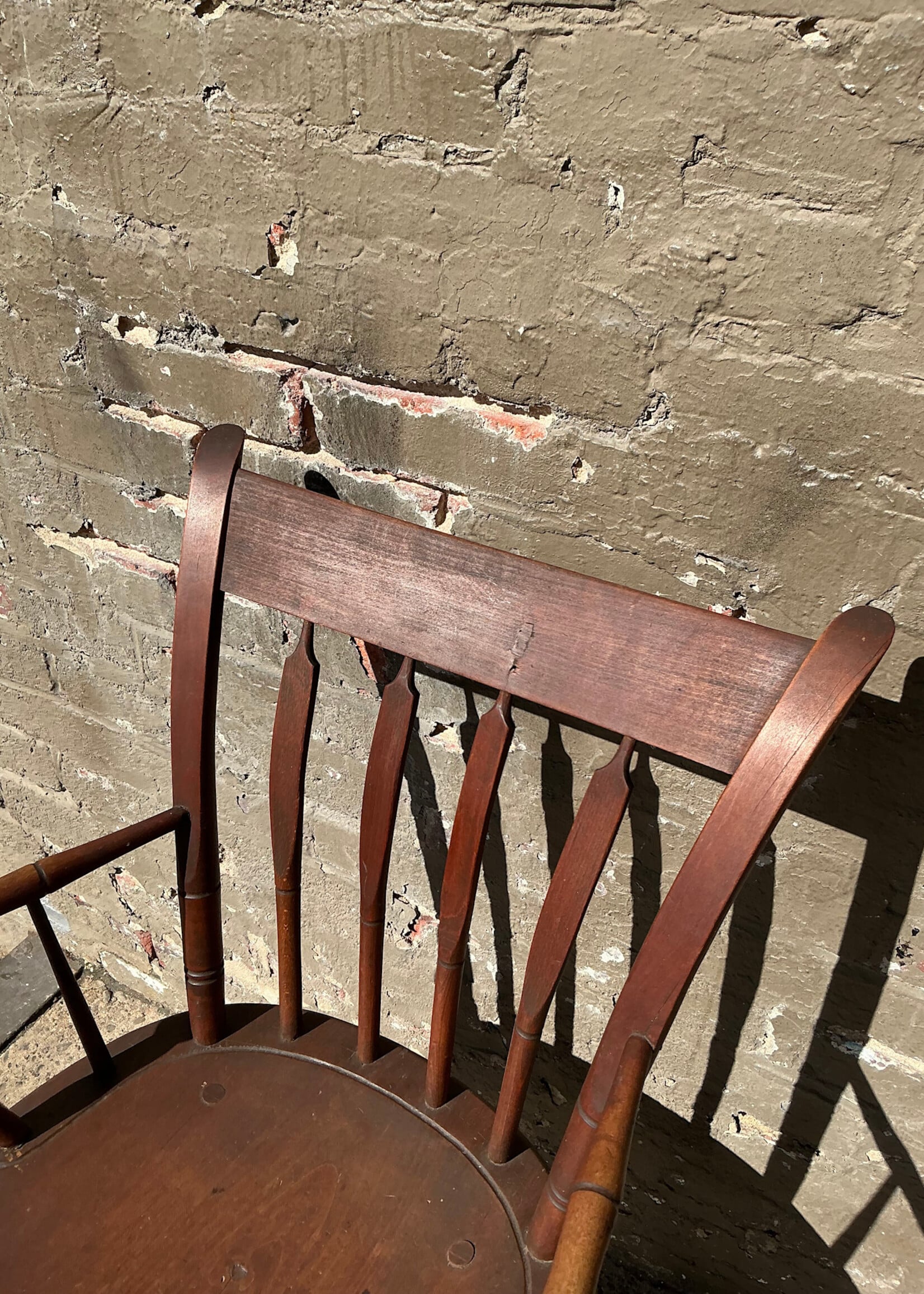 GOODWOOD Antique Cattail Windsor Chair
