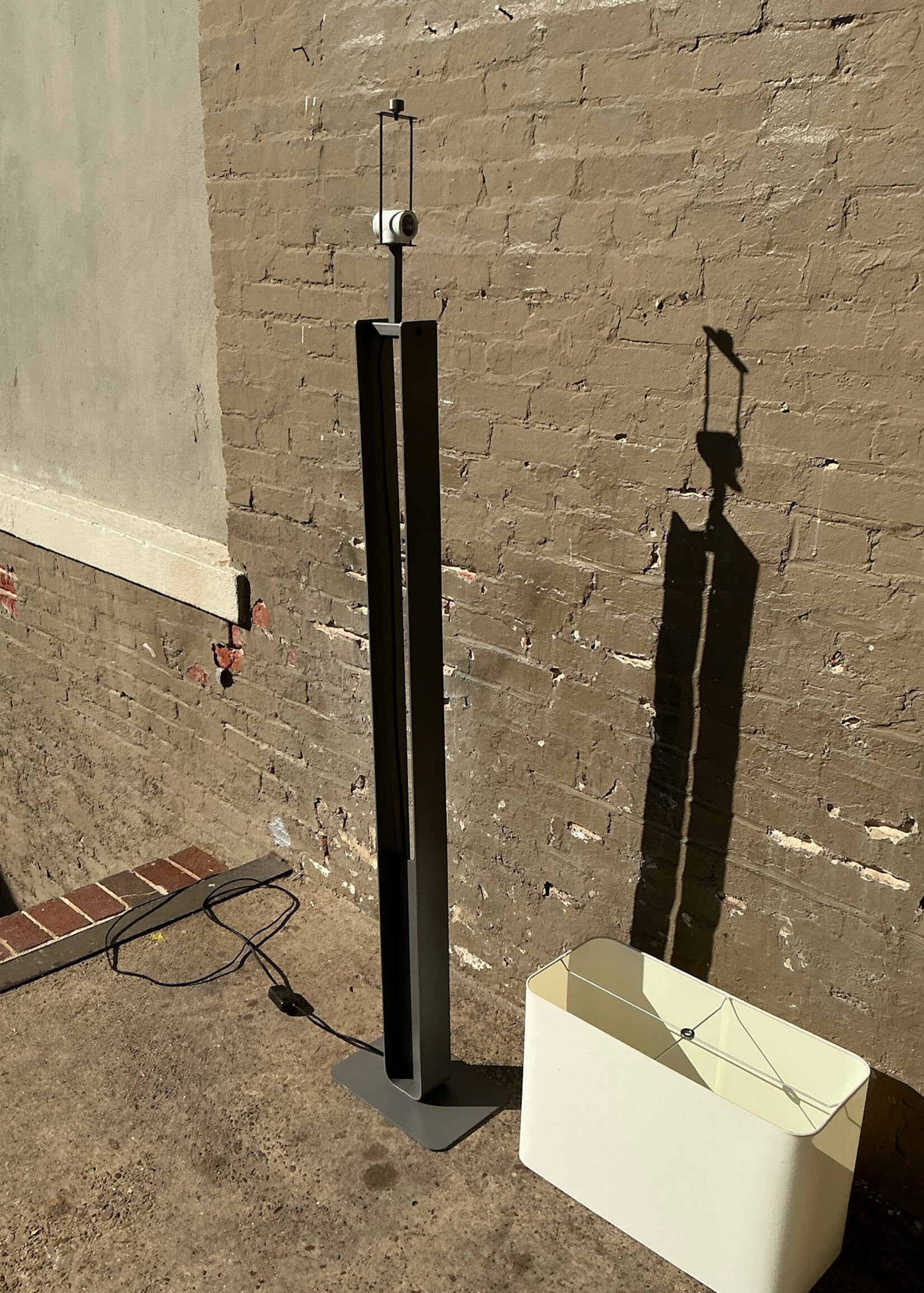GOODWOOD Modern Floor Lamp