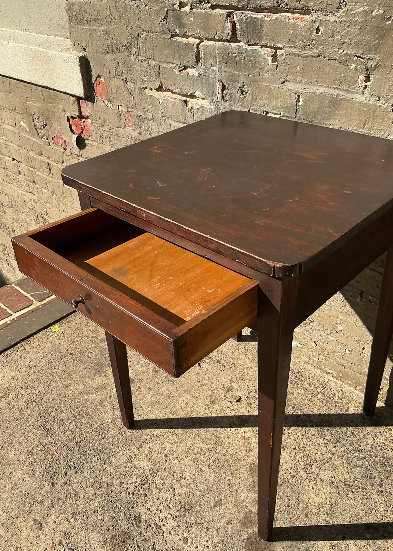 GOODWOOD Federal Side Table