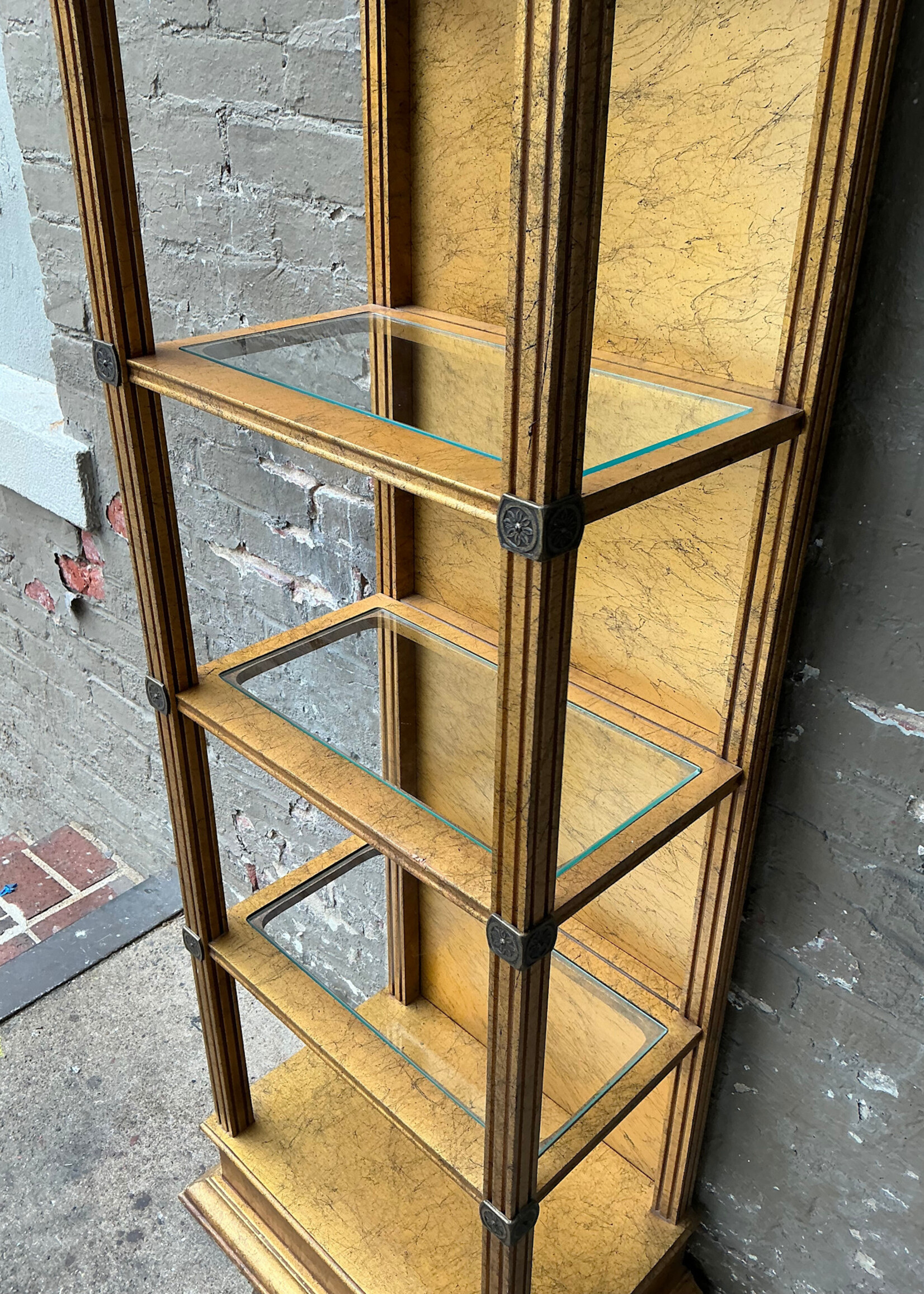 GOODWOOD Vintage Lighted Etagere