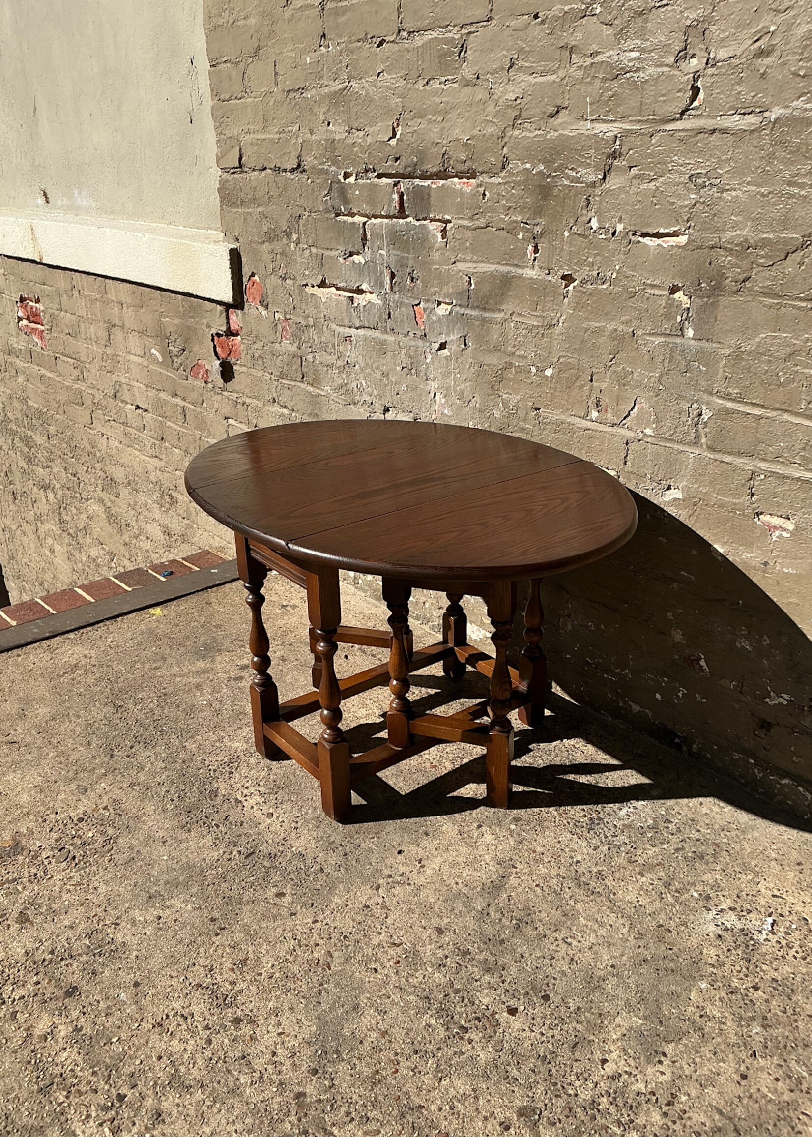 GOODWOOD Oak Gate Leg Side Table
