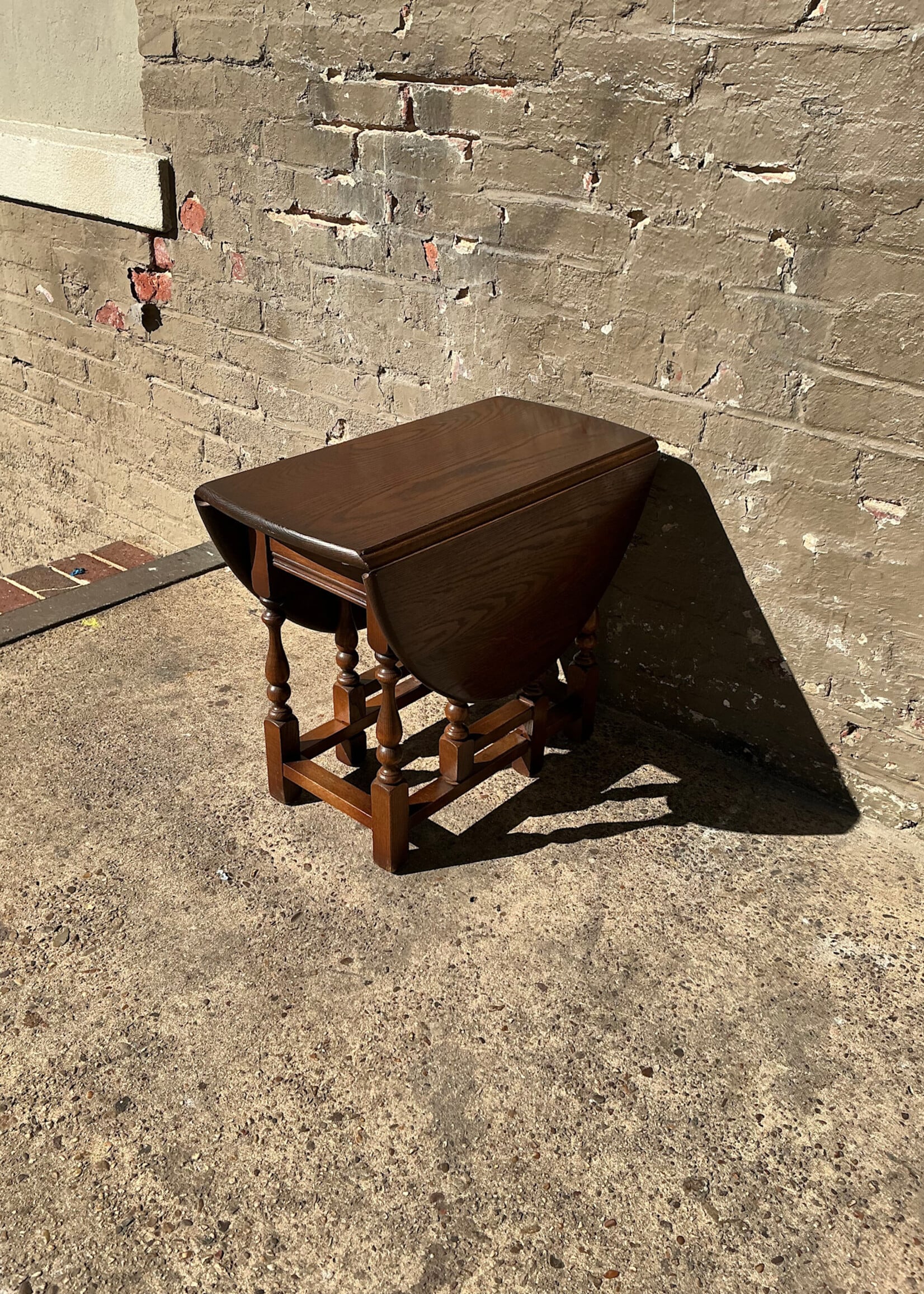 GOODWOOD Oak Gate Leg Side Table