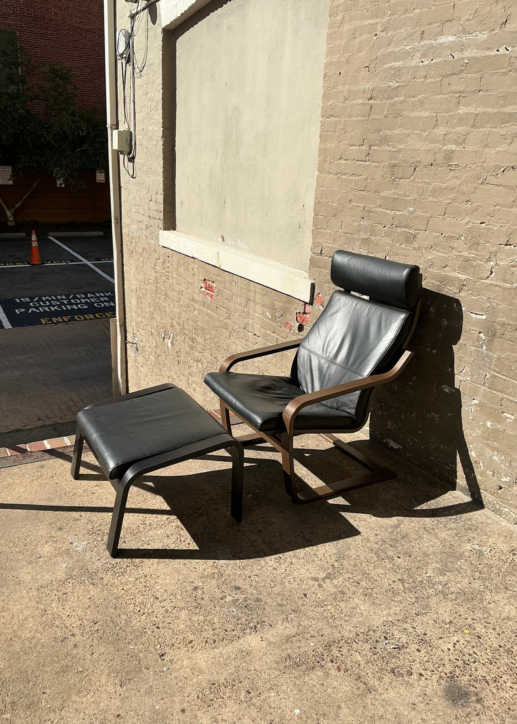GOODWOOD Poang Leather Lounge Chair