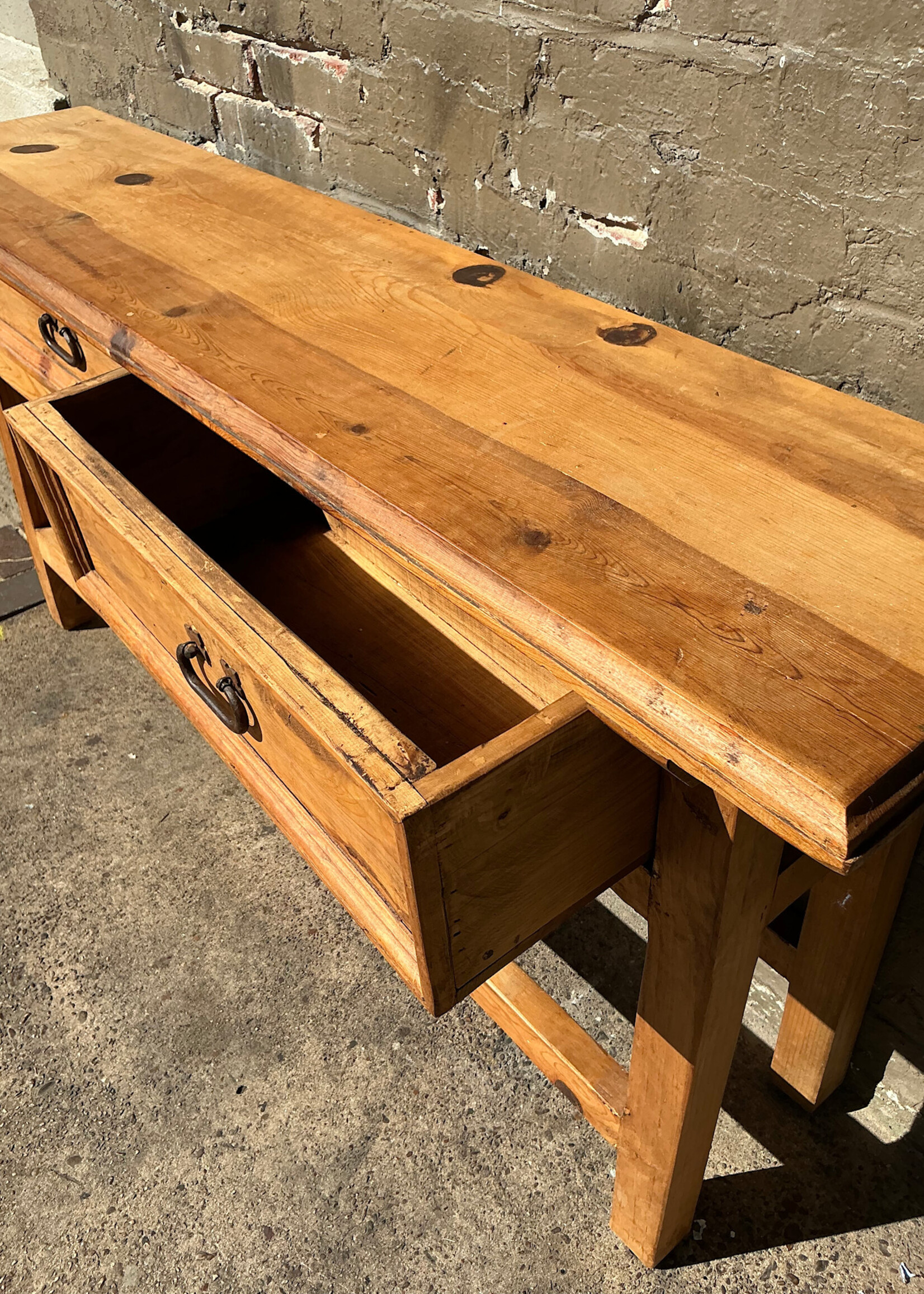 GOODWOOD Vintage Scrubbed Pine Console