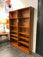 GOODWOOD Hundevand Double Teak Bookcase