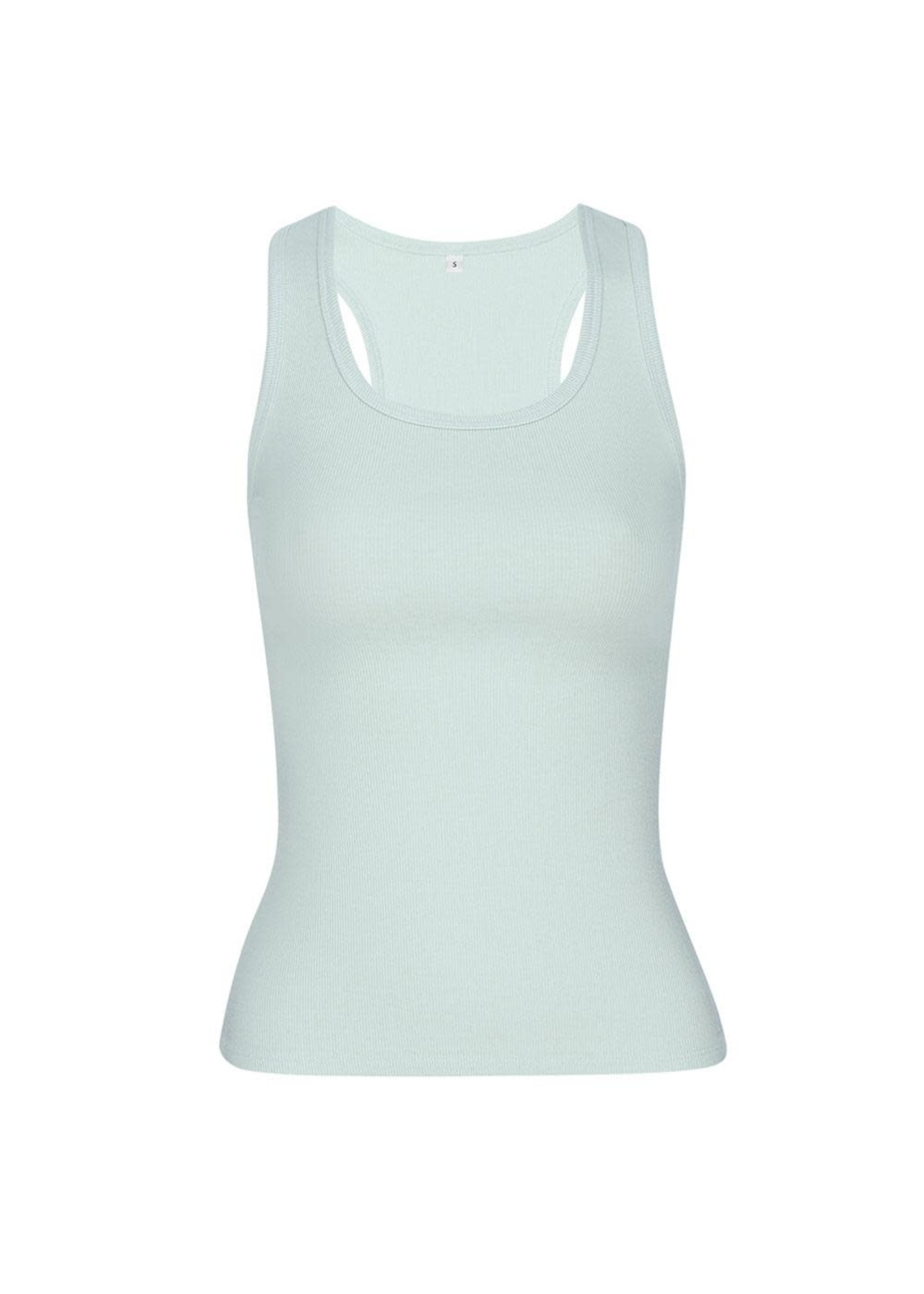 Bra 30 Scoop Tank – Bustin' Out Boutique