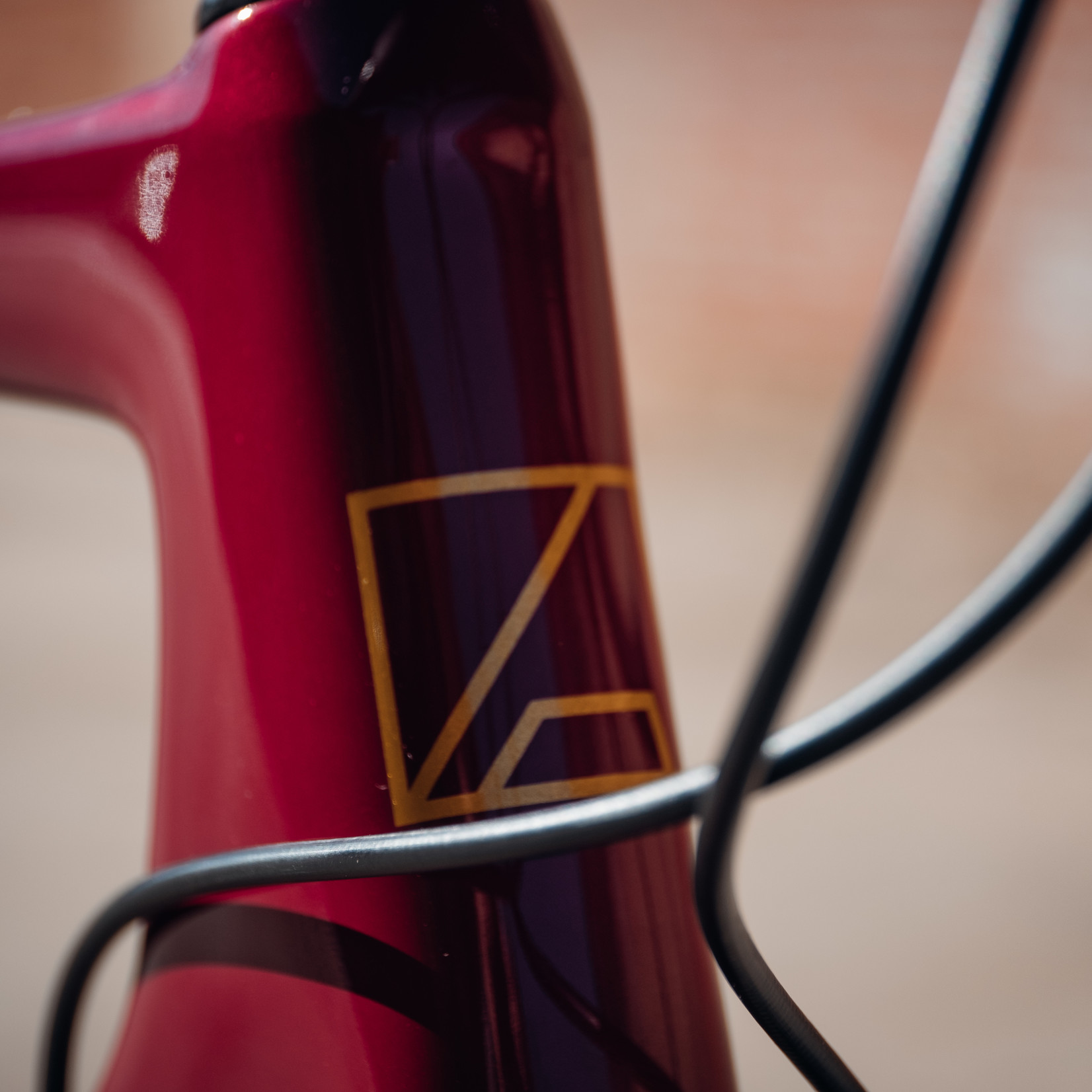 ALLIED Cycle Works ALLIED Cycle Works - ABLE  - Lg - Rival eTap / Wineberry / Gold