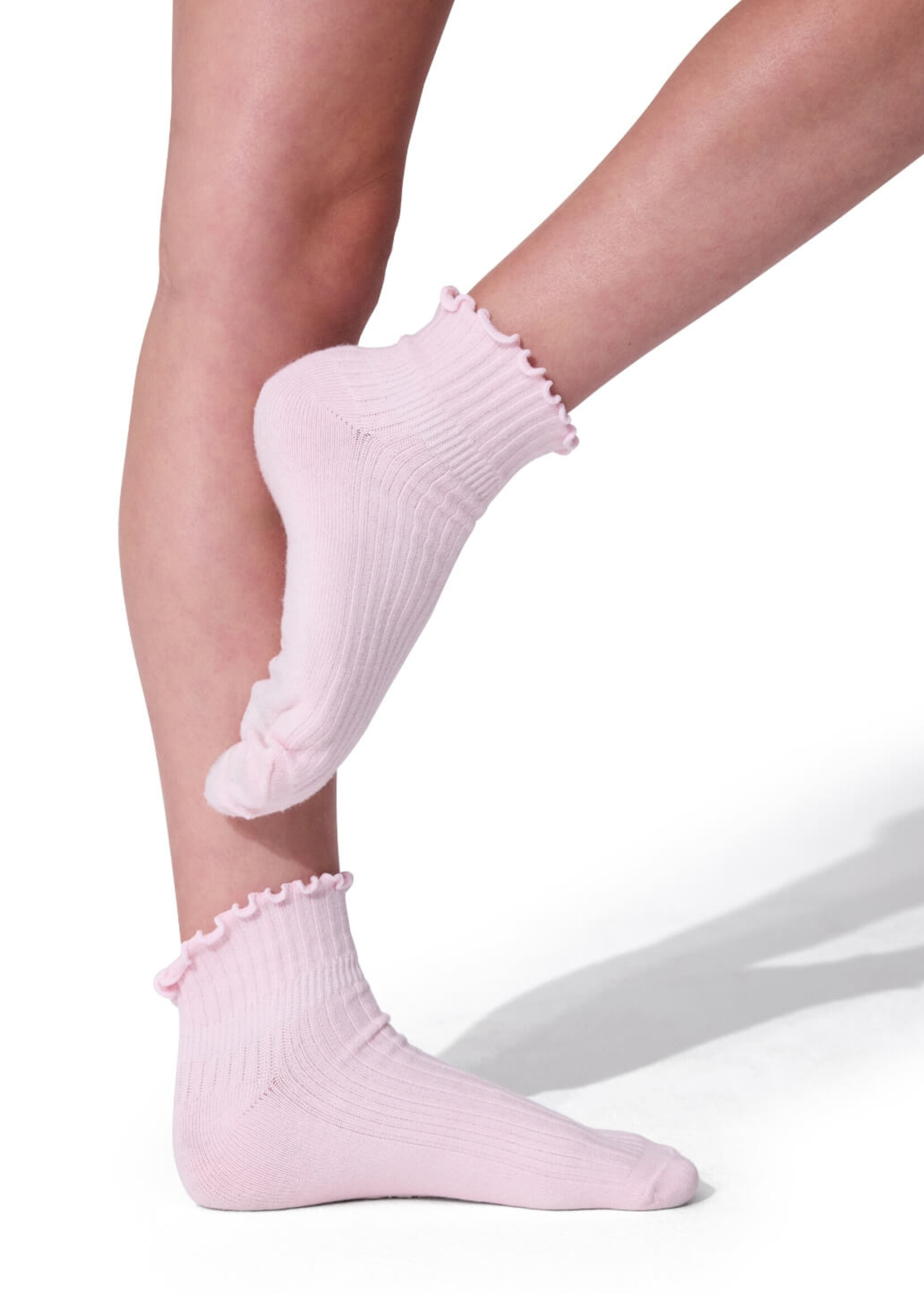 Capezio Child Scalloped Socks 3-Pack