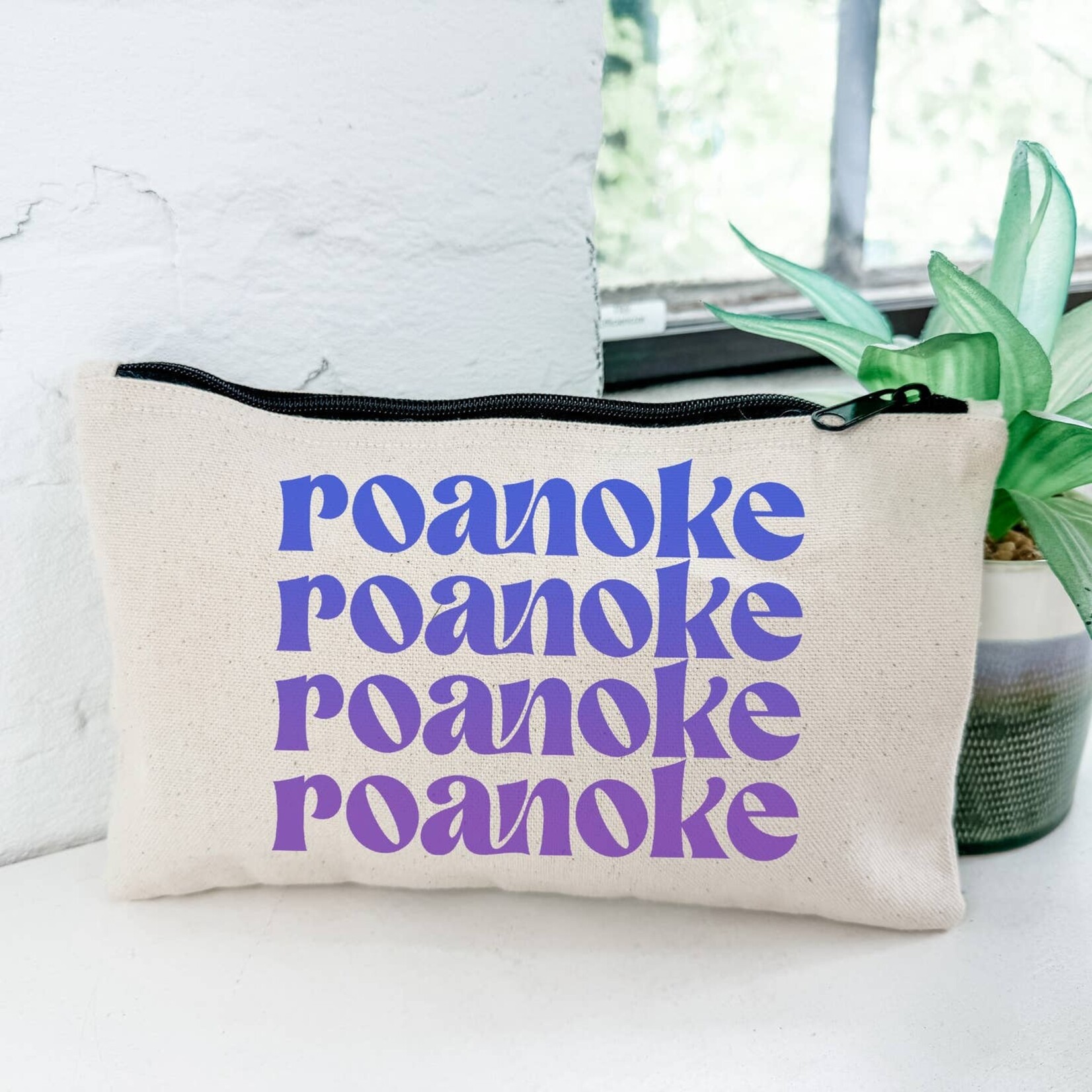 Moonlight Makers Moonlight Makers- Roanoke Pouch Blue