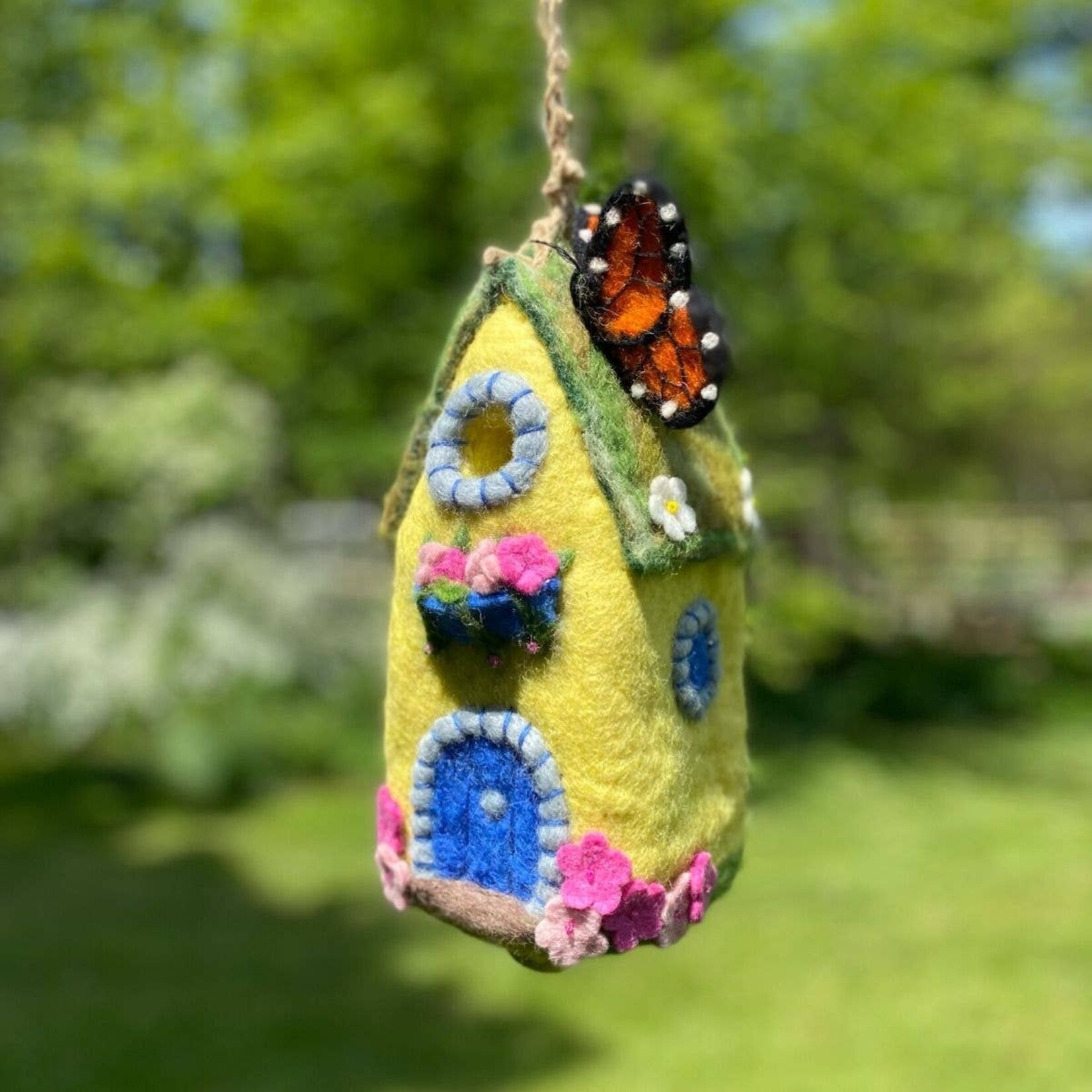 DZI DZI-Monarch Cottage Birdhouse