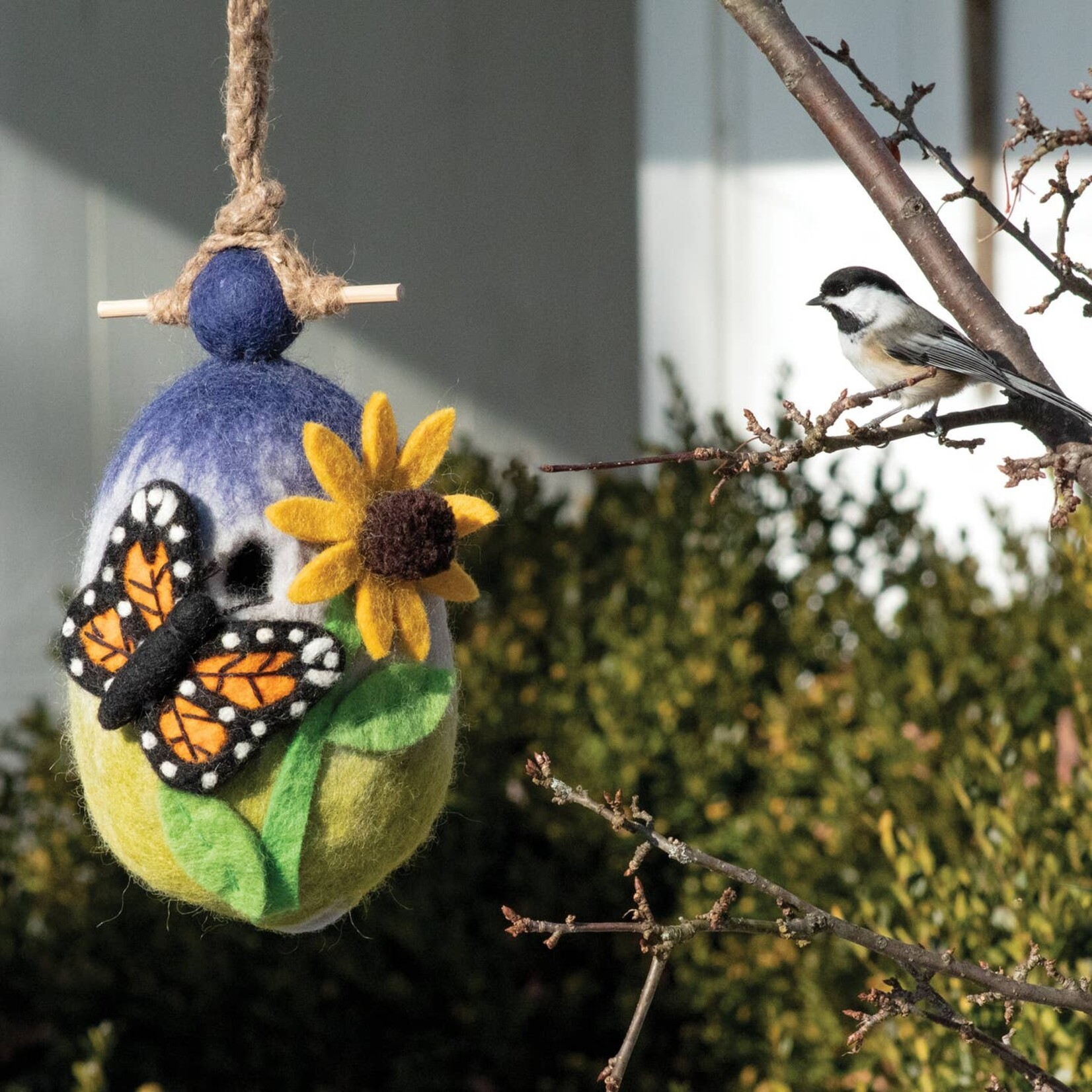 DZI DZI-Butterfly Garden Birdhouse