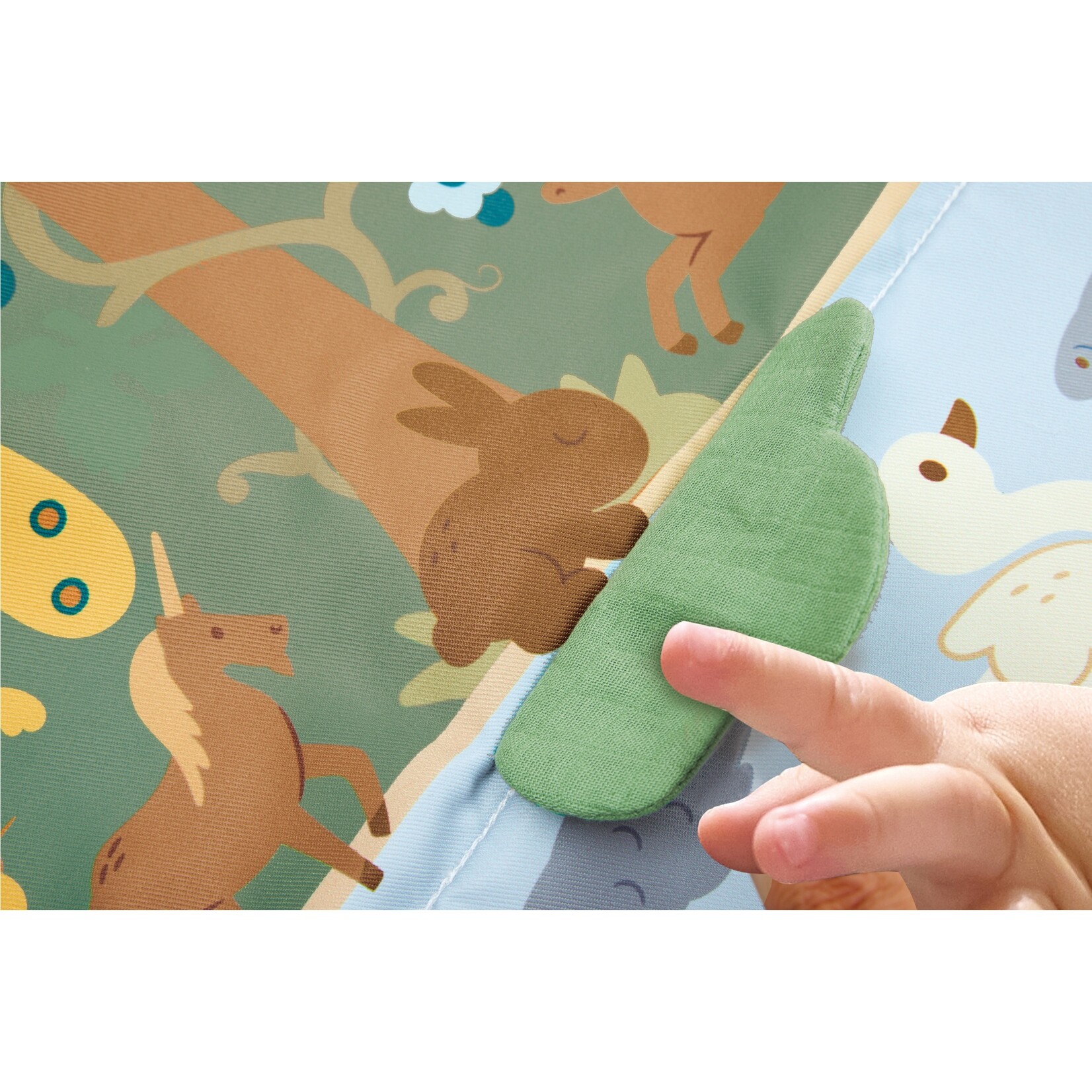 Hape Toys Hape X the Met | High Contrast Gallery Mat