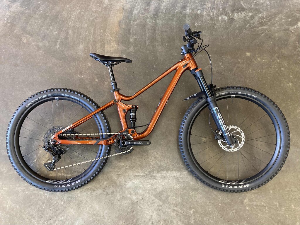 Giant 25 Giant Faith 26