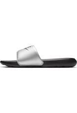 Nike W Nike Victori One Slide Print- Black/Silver