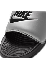 Nike W Nike Victori One Slide Print- Black/Silver